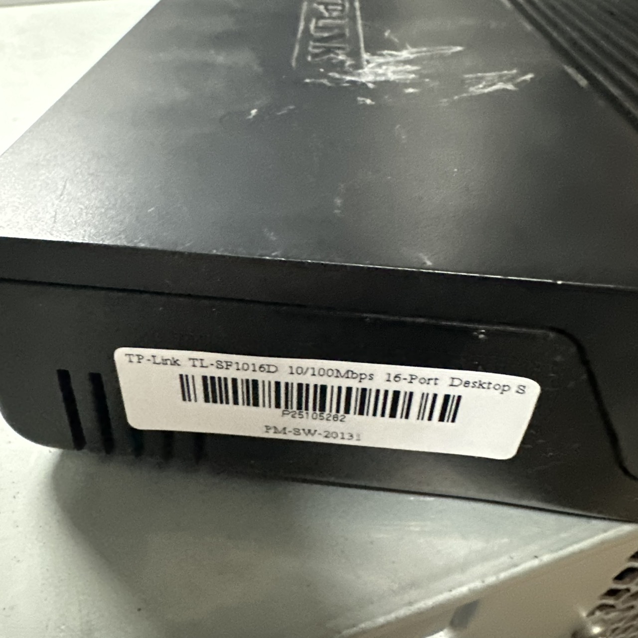 Switch TP-Link TL-SF1016D 10/100Mbps 16-Port Desktop Switch