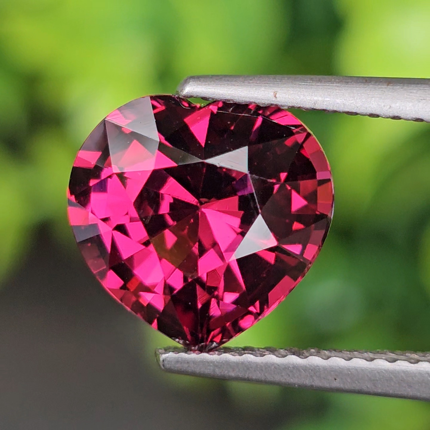 พลอย อุมบาไลต์ การ์เน็ต Umbalite Garnet 4.26 กะรัต (Cts.) ดิบ Unheated พร้อมใบเซอร์ AIG พลอยแท้ อัญมณีมงคลประจําวันเกิด เครื่องประดับพลอย