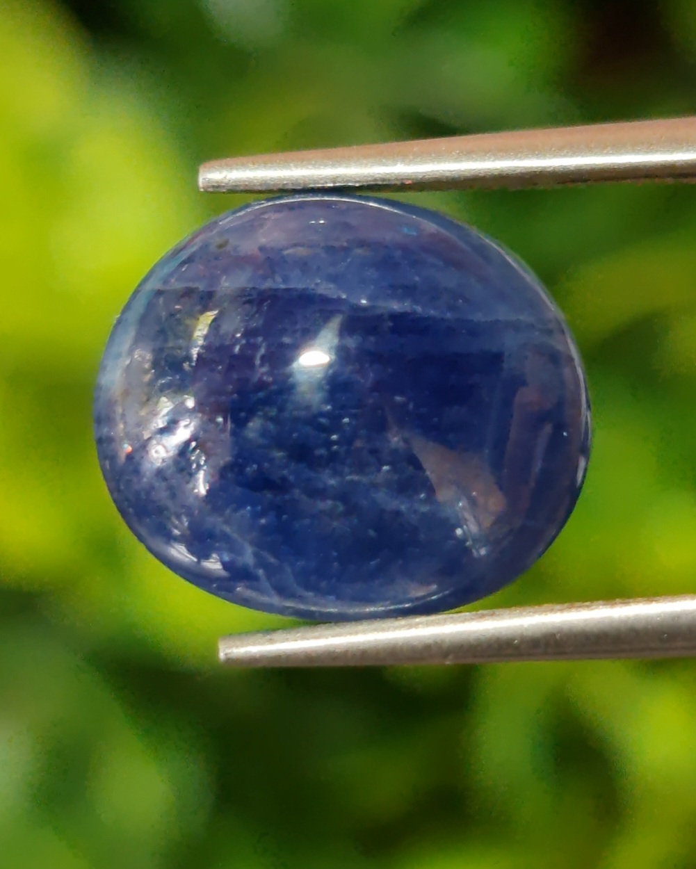 พลอย ไพลิน Blue Sapphire 7.76 กะรัต (Cts.) ดิบ (Unheated) พลอยแท้ อัญมณีมงคลประจําวันเกิด เครื่องประดับพลอย