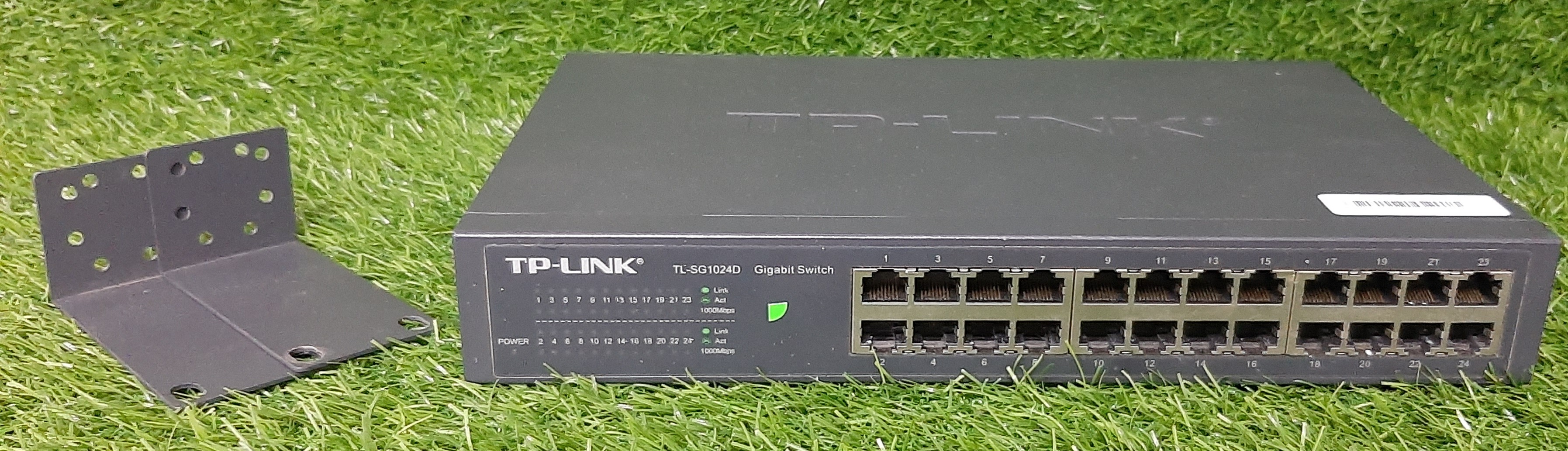 สวิตซ์มือสอง TP-Link ประกันร้าน 1 เดือน TL-SG1024 24-Port Gigabit Switch พร้อมหู
