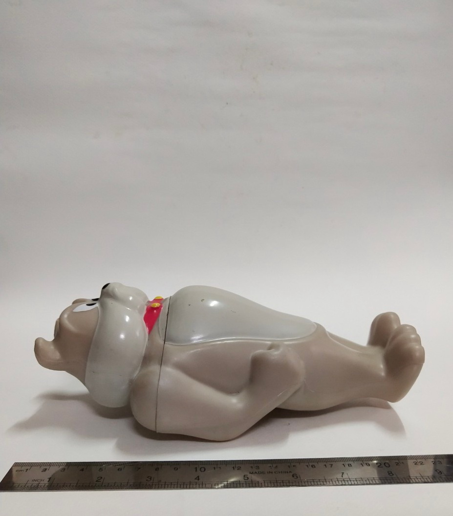 แก้วน้ำพลาสติก งานEGV " บูลด๊อก" ศัตรูคู่ปรับ ทอมกับเจอรี่ งานเก่าสะสมสภาพดีมีรอยบ้าง ค่อนข้างหายาก