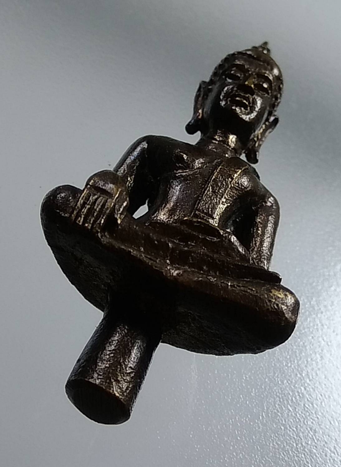 L062 พระยอดธง รุ่นฉลองสมณศักดิ์ พระครูปรีชาวชีรทร วัดกุฏิการาม จ.กำเเพงเพชร ปี2555