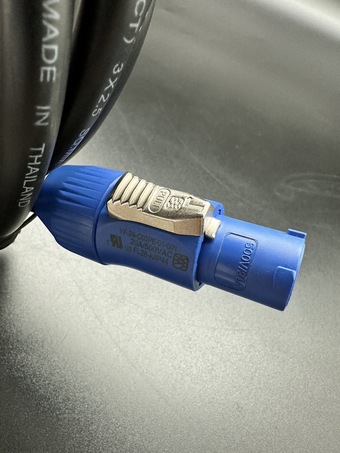 สายไฟVCT มีปลั๊ก พร้อมหัวสเปคคอน 20a ยาว 2 เมตร