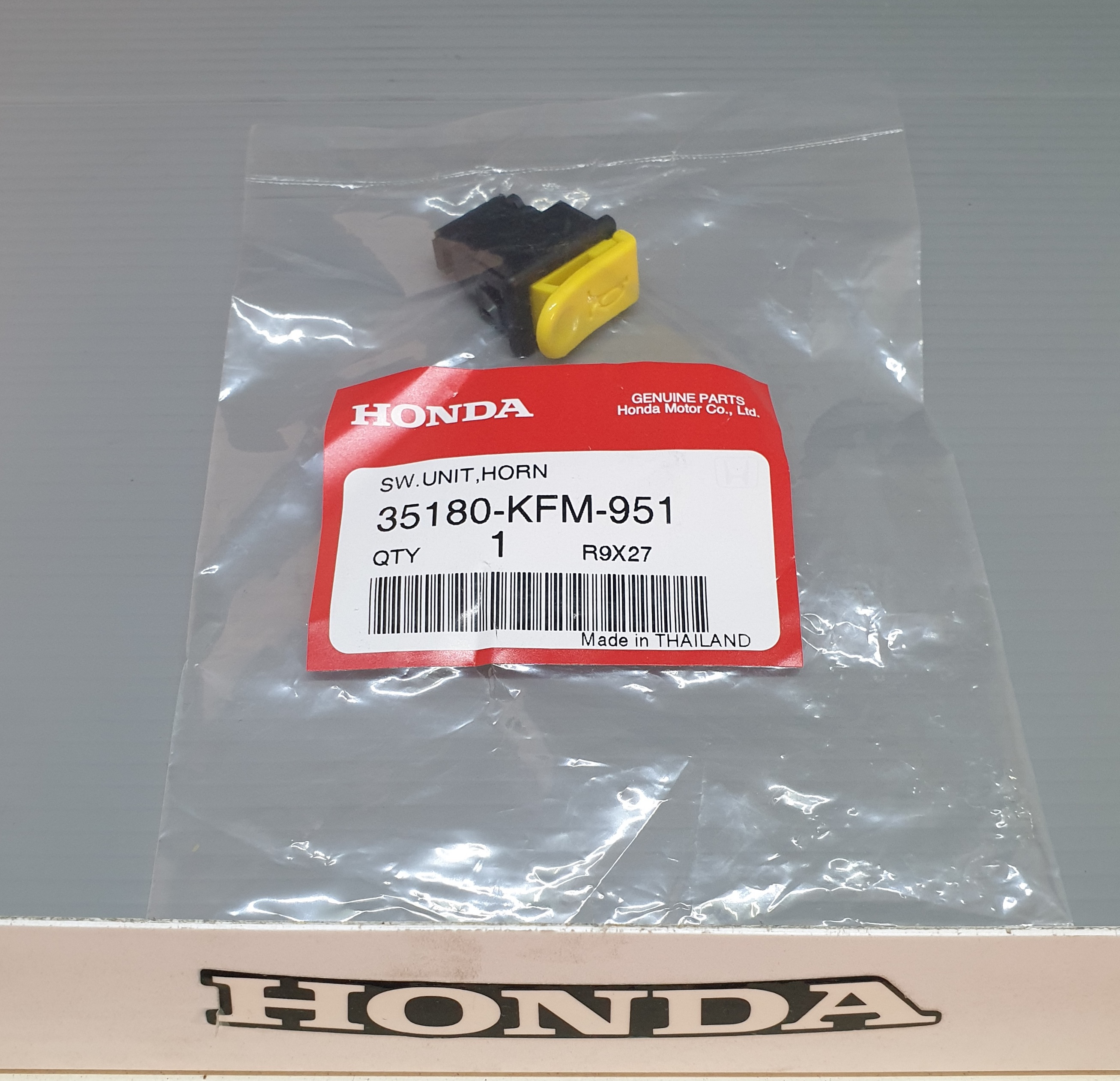 สวิทช์แตร(สีเหลือง) ดรีมC100P/เวฟ100R,125/ดรีม125/ฯลฯ