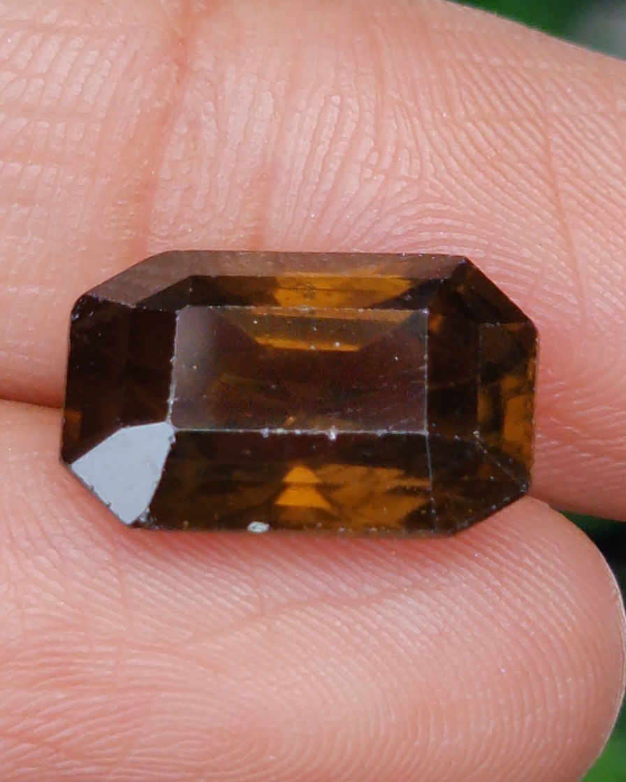 พลอย สโมกกี้ ควอตซ์ Smoky Quartz 9.39 กะรัต(Cts.) พลอยแท้อัญมณีมงคล ประจําวันเกิด เครื่องประดับพลอย