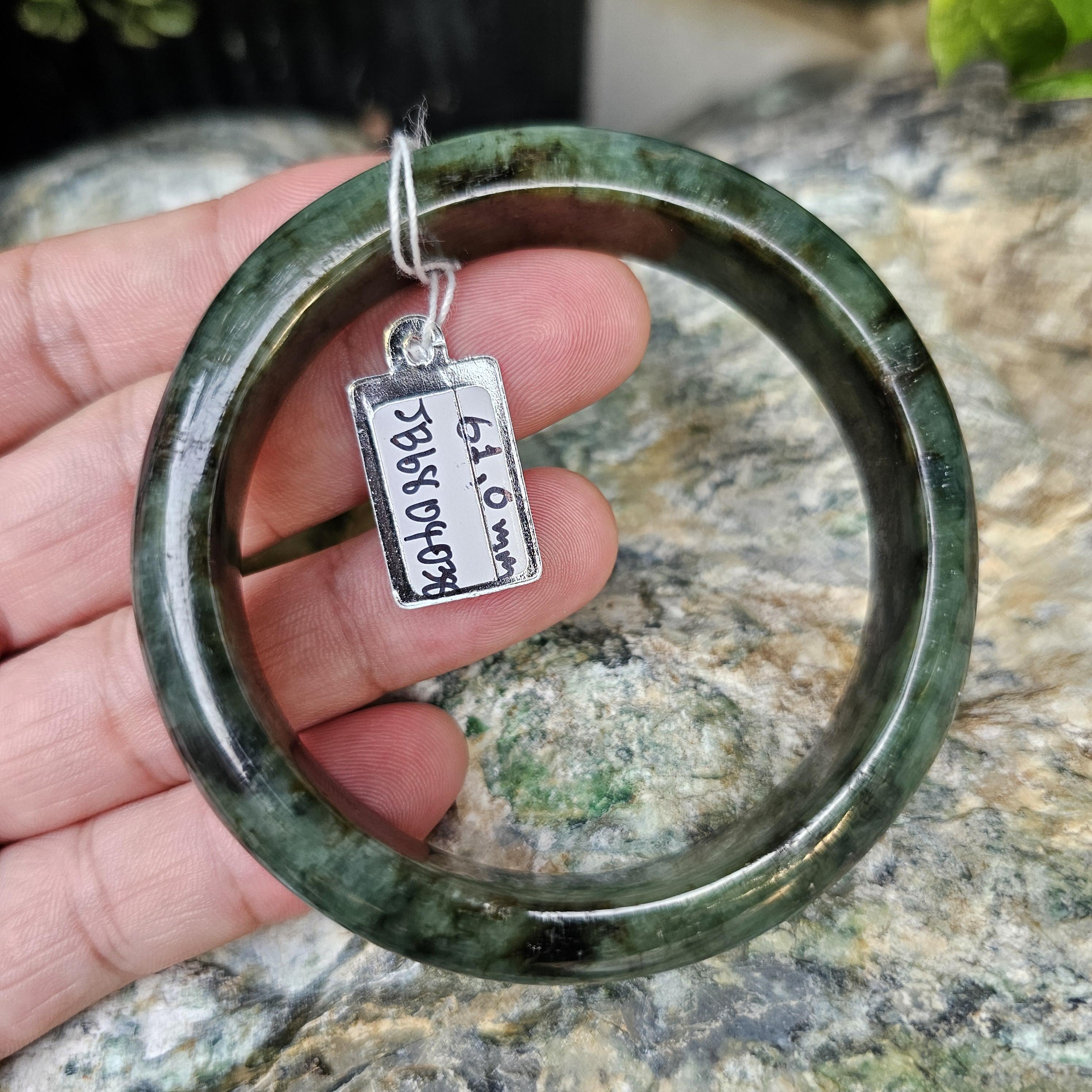 JB6804038 หยก พม่า แท้ Jade กำไลหยก 61.0 มม. (Jadeite bracelet) พม่า (Myanmar)