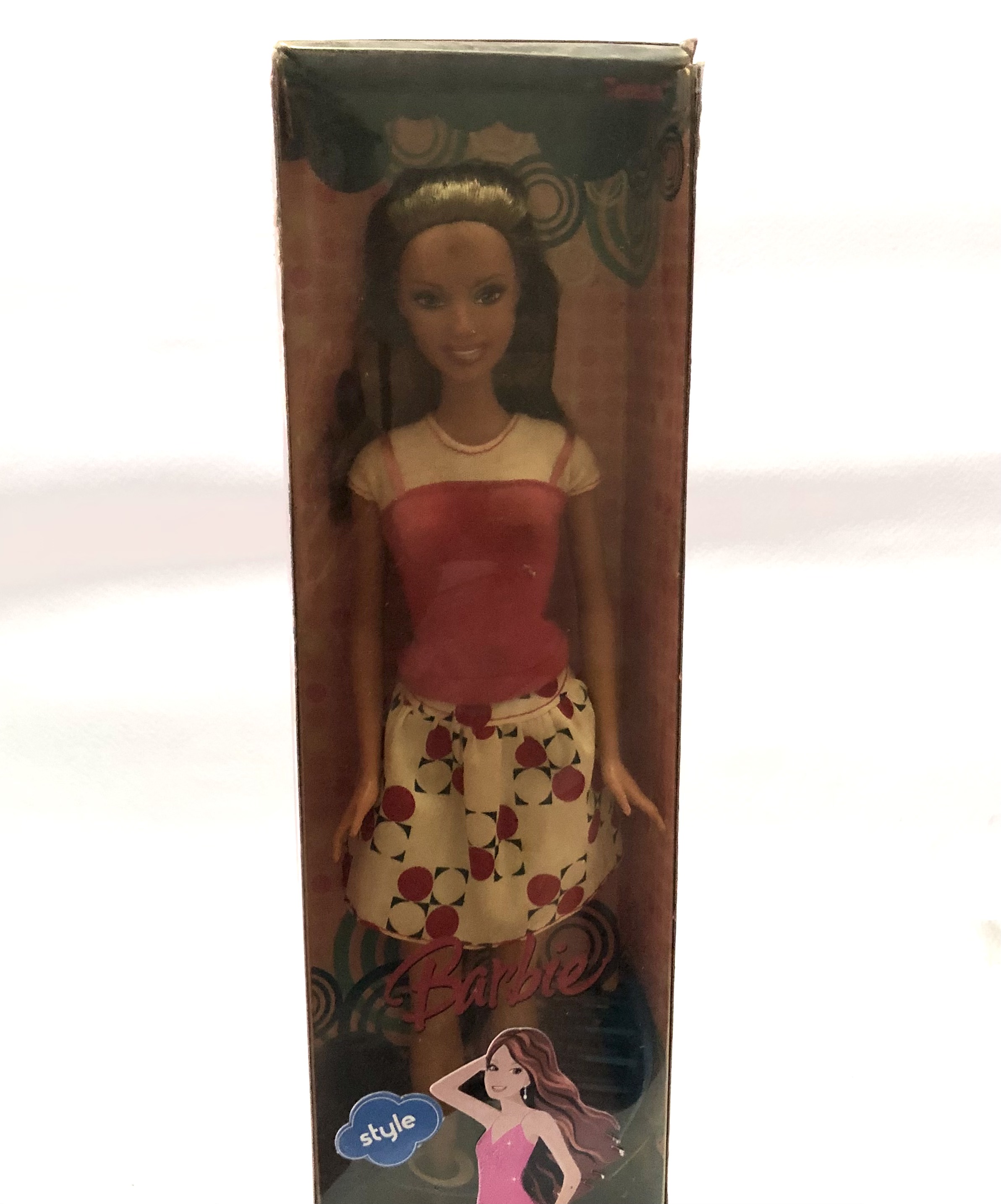 มือ2 สภาพเก่ามาก ในกล่อง ตุ๊กตาบาร์บี้ รุ่น Barbie Style