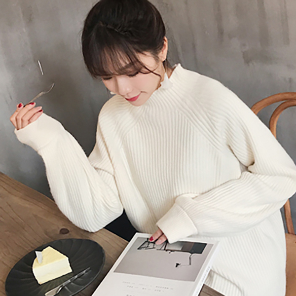 เสื้อไหมพรมแขนกระดิ่ง คอปีน หนานุ่มถักลายนูน (TT0021)