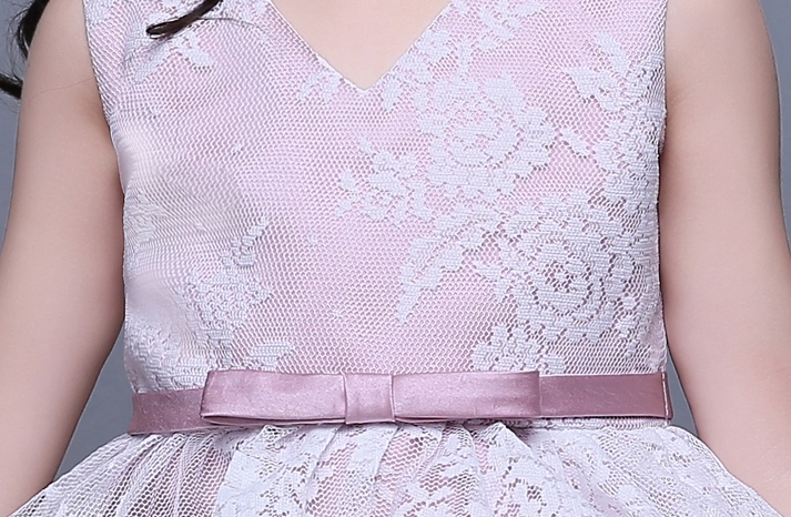 Pre-order ชุดราตรีเด็ก ชุดออกงาน ชุดกระโปรง สไตล์เจ้าหญิง แขนกุด คอวี ผ้าลูกไม้ คาดโบว์ที่เอว กระโปรงฟูฟ่อง ซิปหลัง สวยหวาน