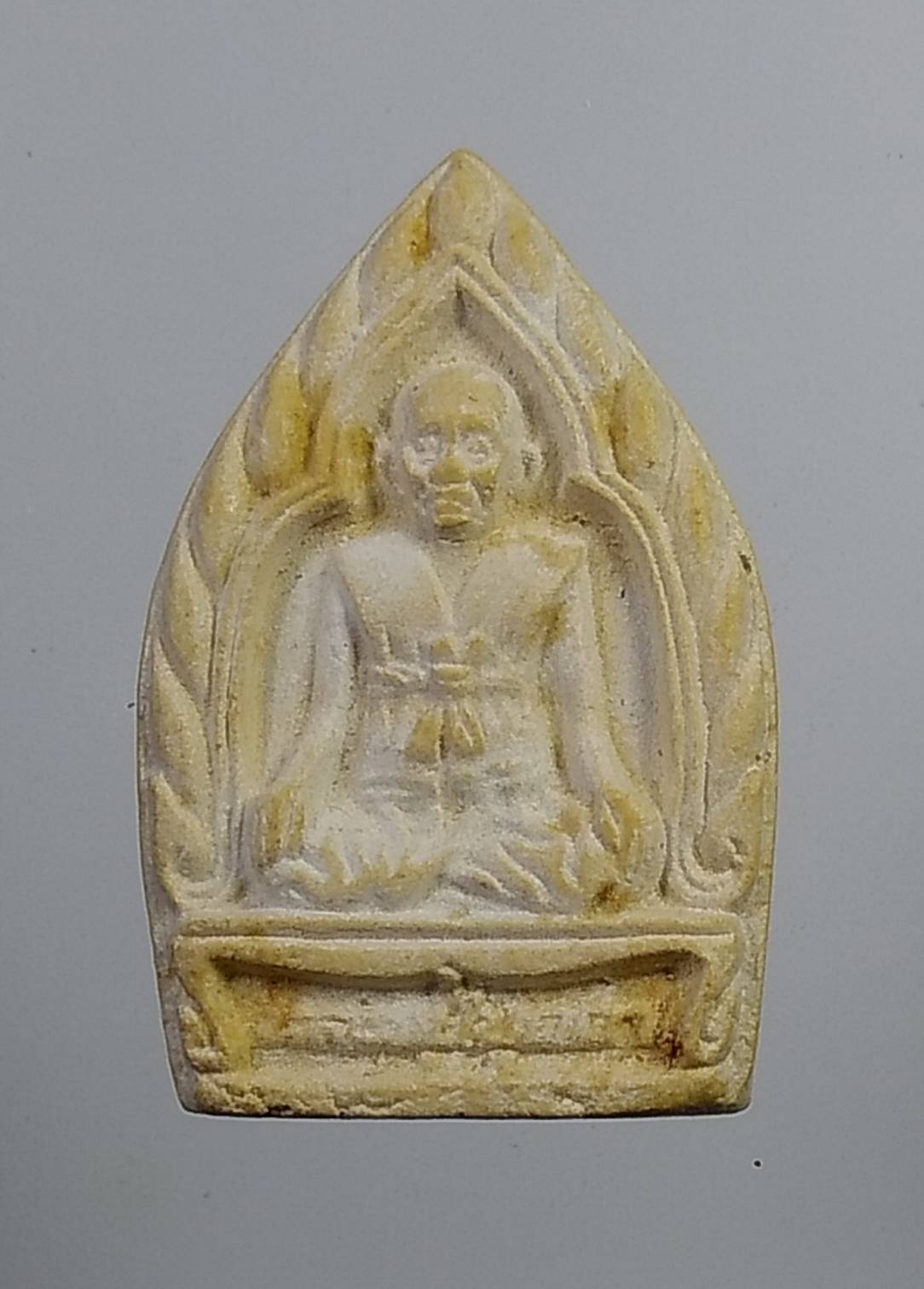 ผ683 พระผง หลวงปู่บุดดา ถาวโร วัดกลางชูศรีเจริญสุข จ.สิงห์บุรี ปี2536