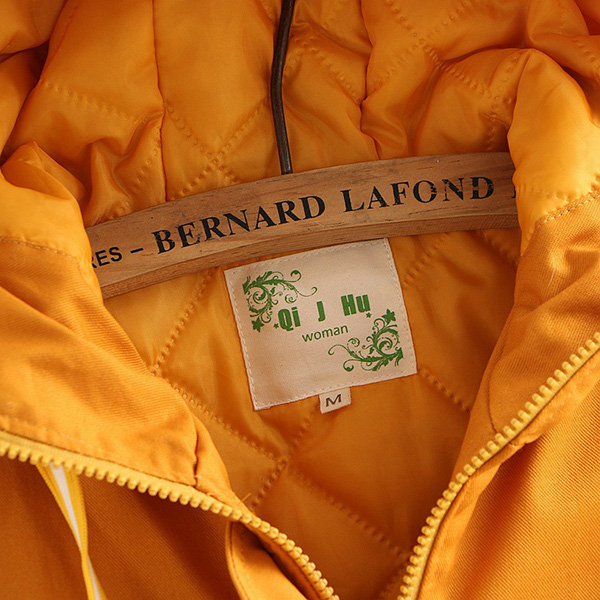 เสื้อโค้ทกันหนาวสีเหลือง มีฮู้ด แต่งกระเป๋าปักลายชีสน่ารัก (12365LM)