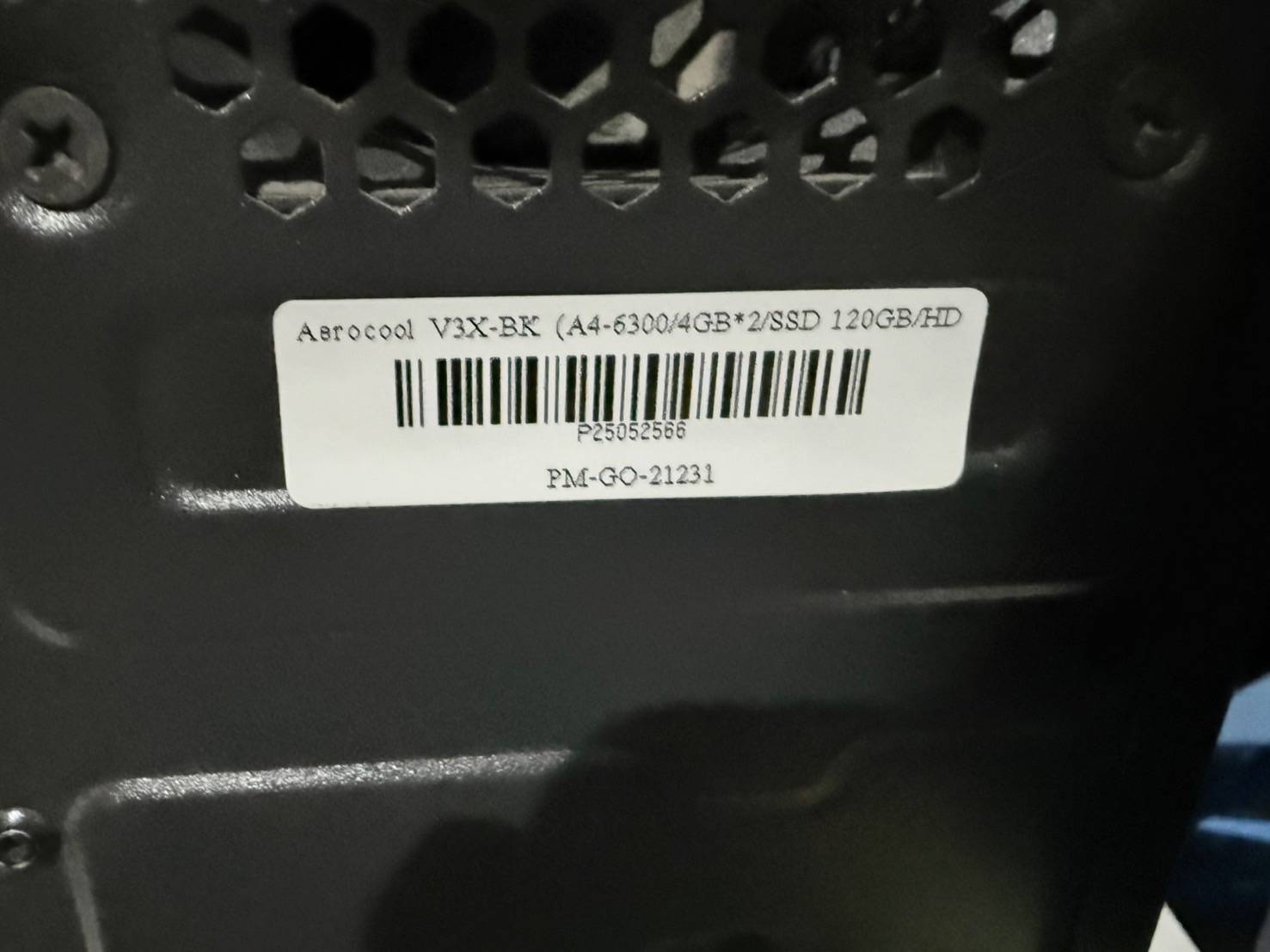 Aerocool V3X-BK (A4-6300/4GB*2/SSD 120GB/HDD 160GB)