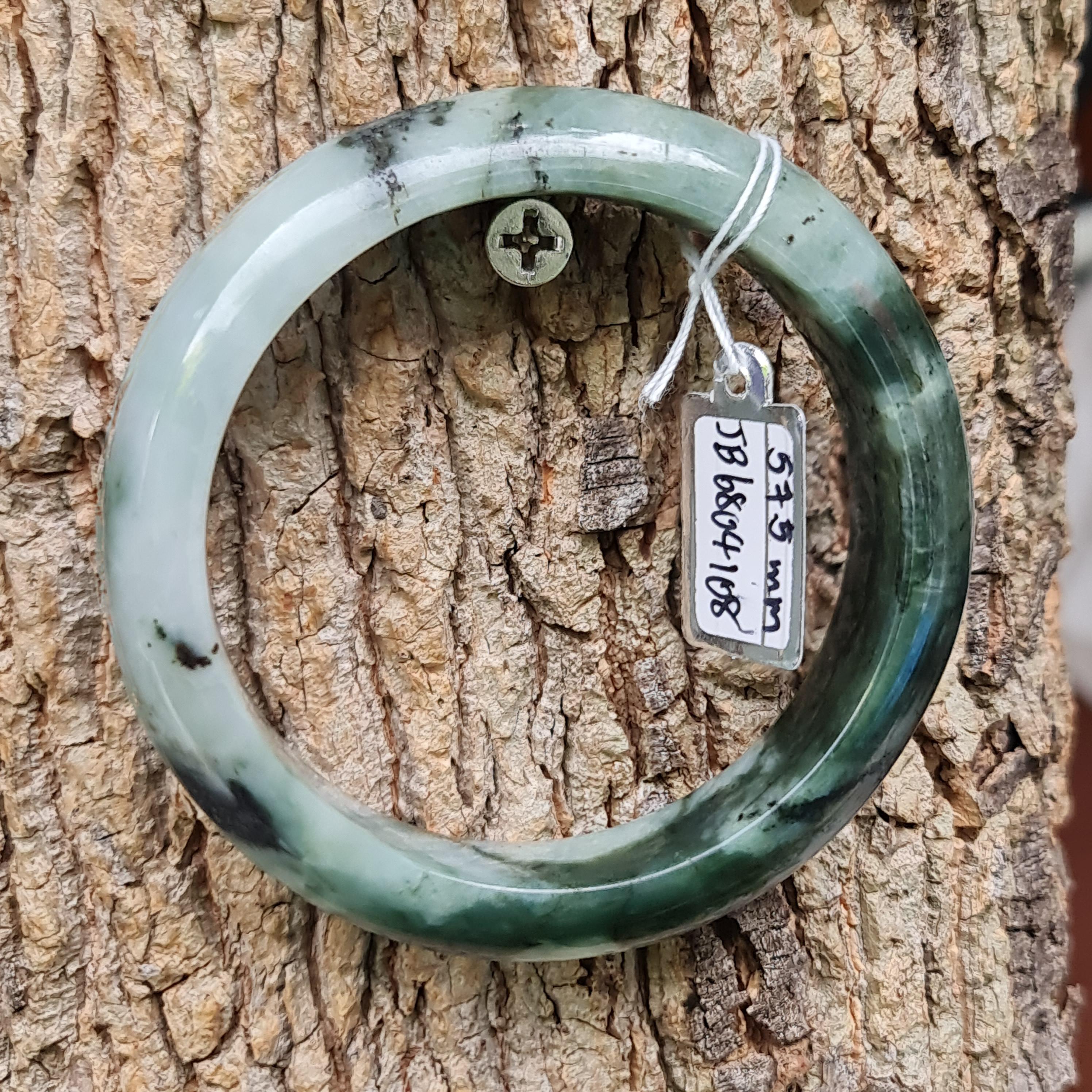 JB6804108 หยก พม่า แท้ Jade กำไลหยก 57.5 มม. (Jadeite bracelet) พม่า (Myanmar)