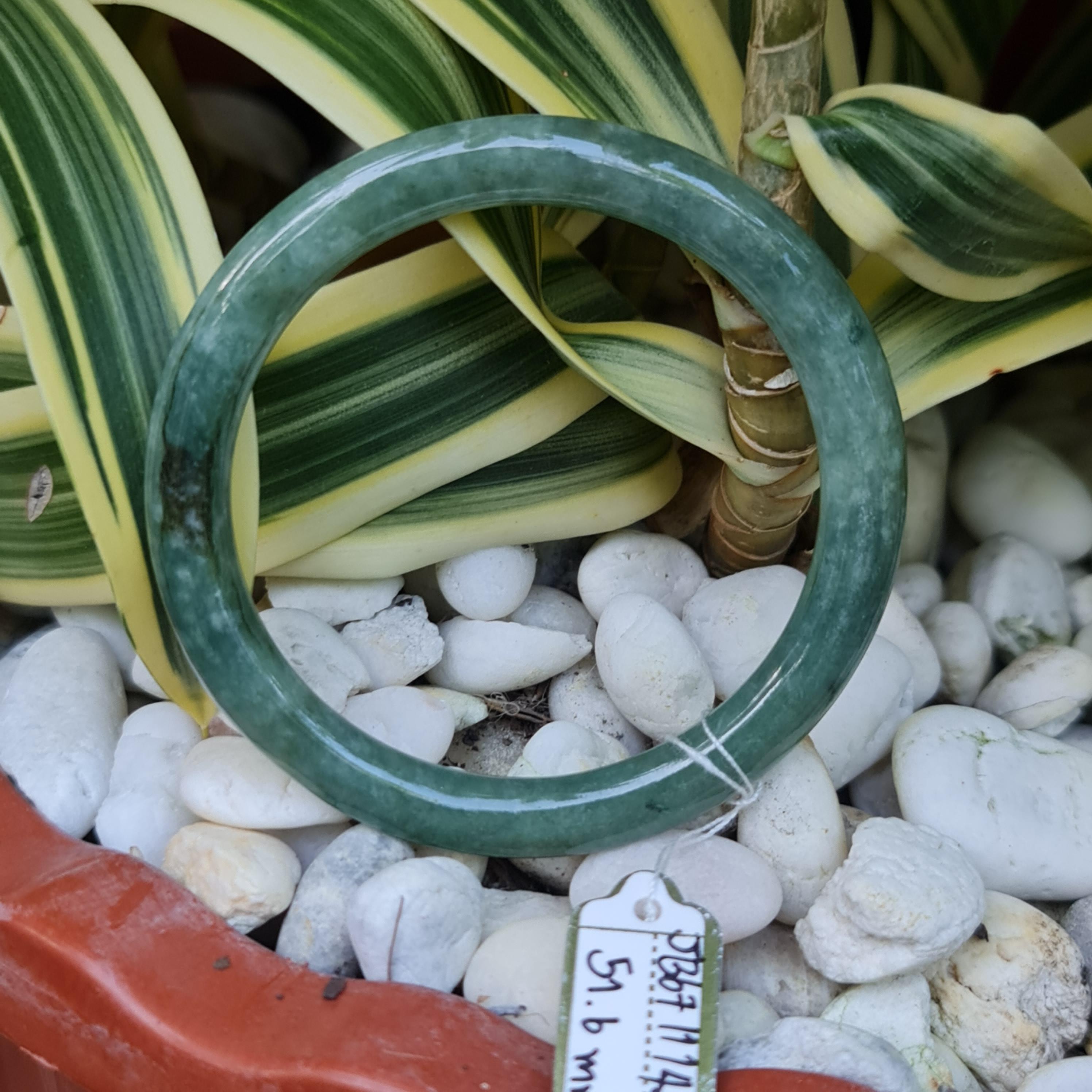 JB6711143 หยก พม่า แท้ Jade กำไลหยก 51.6 มม. (Jadeite bracelet) พม่า (Myanmar)