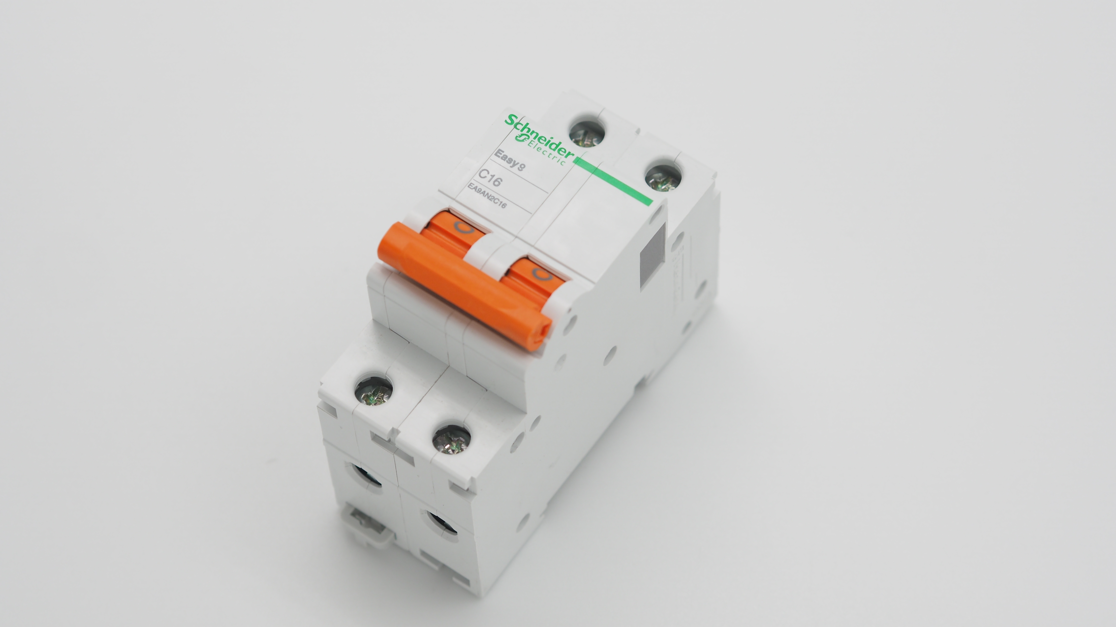 เมนเซอร์กิตเบรกเกอร์ Schneider 2P - 16A