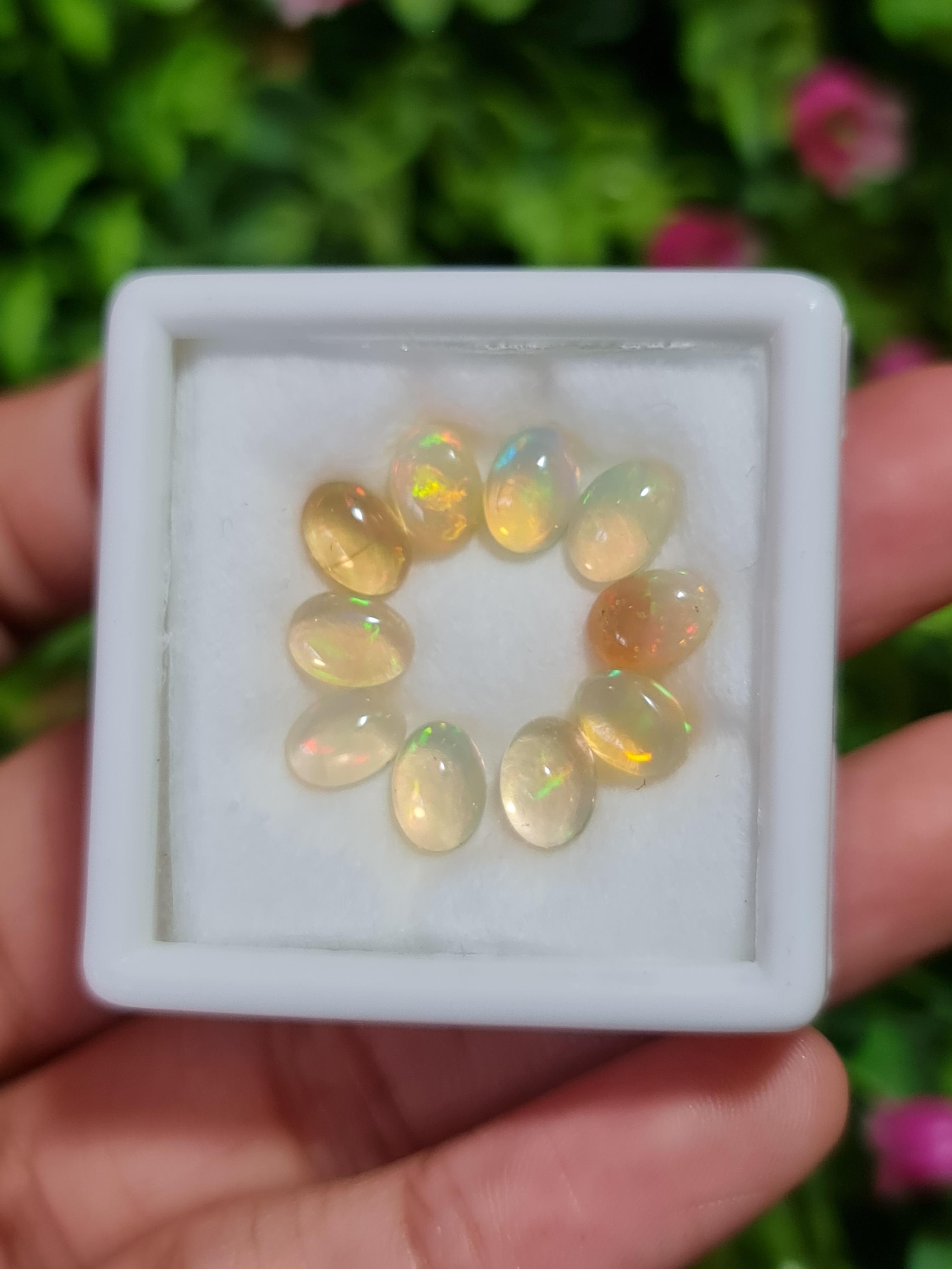 พลอย โอปอล Opal 6.18 กะรัต (Cts.) 10 เม็ด (Pcs.) พลอยแท้ อัญมณีมงคลประจําวันเกิด เครื่องประดับพลอย