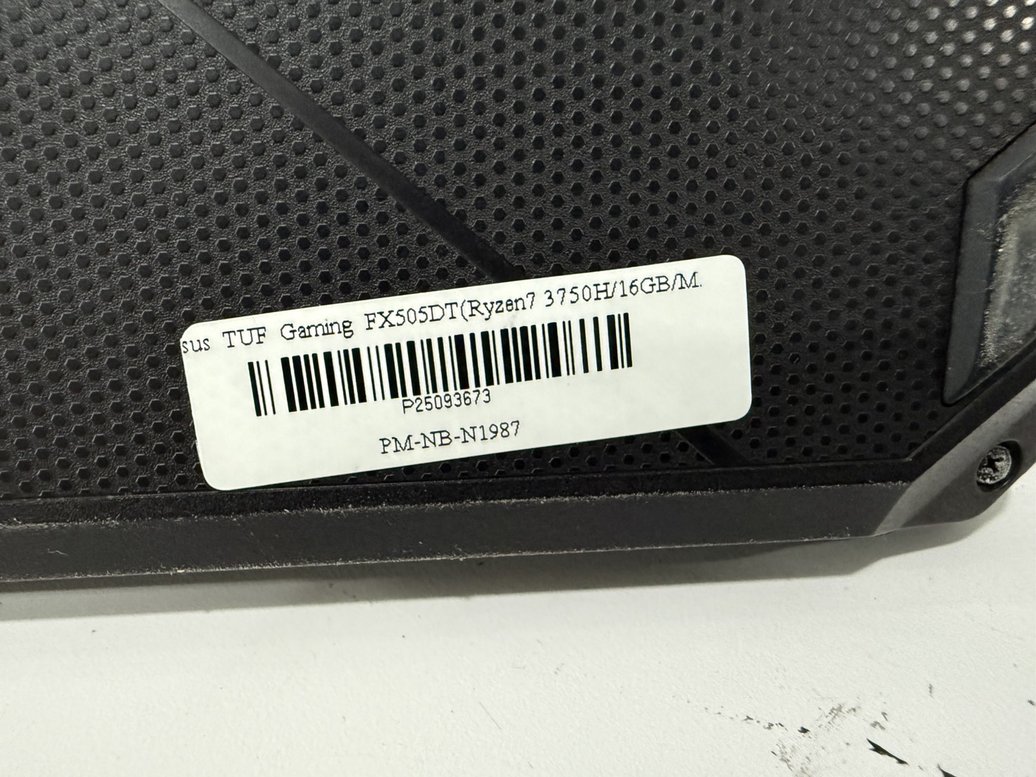 Notebook Asus TUF Gaming FX505DT(Ryzen7 3750H/16GB/M.2 512GB/GTX1650 4GB)+Adapter จอ Bright บานพับแตก Keyborad ลอก ลำโพงแตก แบต 48% พัดลมดัง
