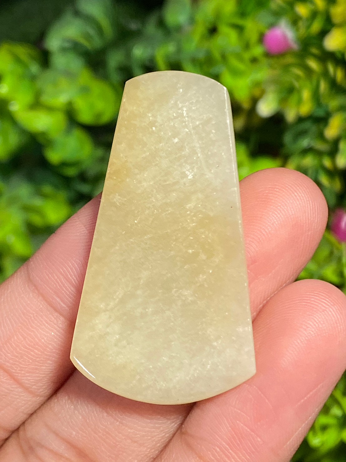 หยกพม่าเจียรนัย (Burmese jade ) 44.49 กะรัต หยกพม่า (jadeite)
