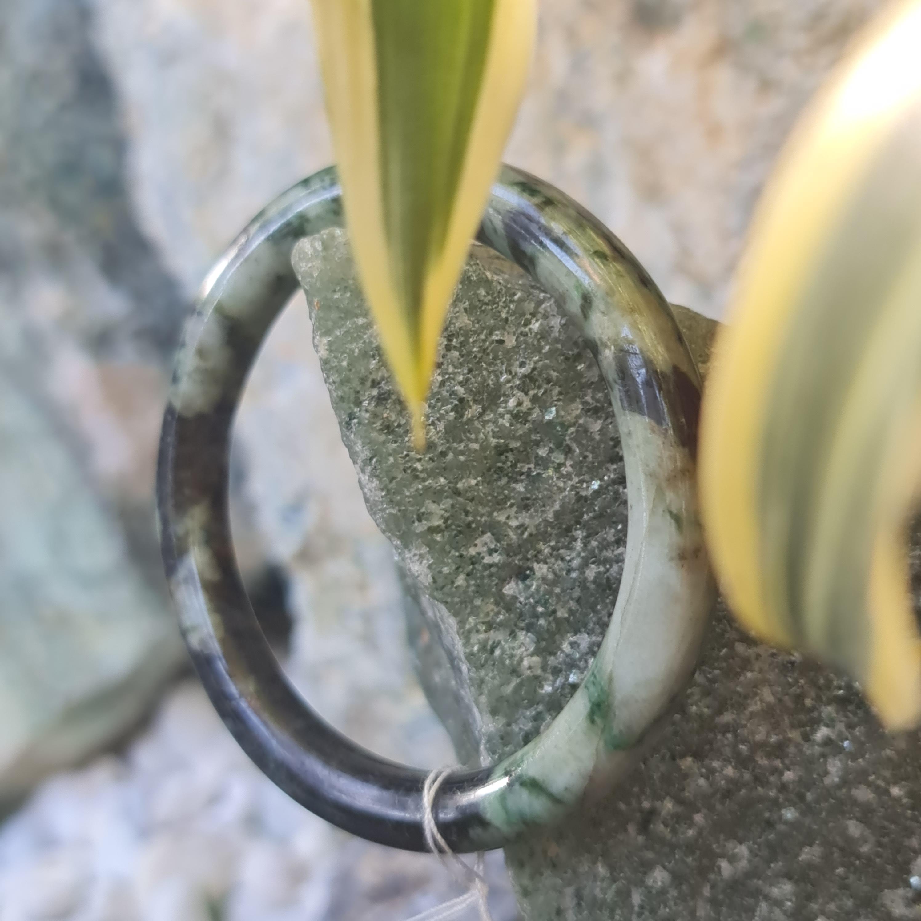 JT6711205 หยก พม่า แท้ Jade กำไลหยก (Jadeite bracelet) พม่า (Myanmar) 50.3 มม.