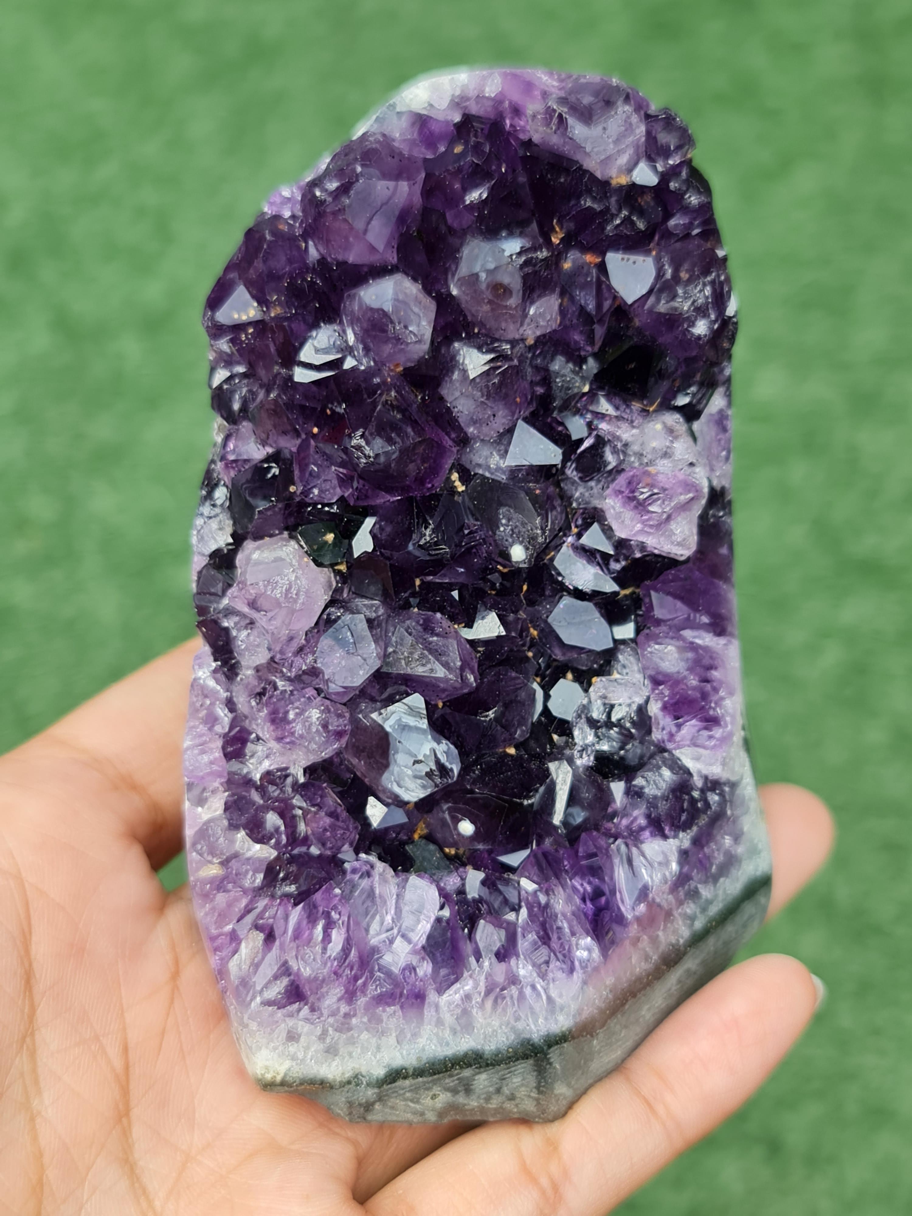 ก้อน ผลึก อเมทิส จีโอด Amethyst Geode 511 กรัม (grams.) พลอยแท้ อัญมณีมงคลประจําวันเกิด เครื่องประดับพลอย