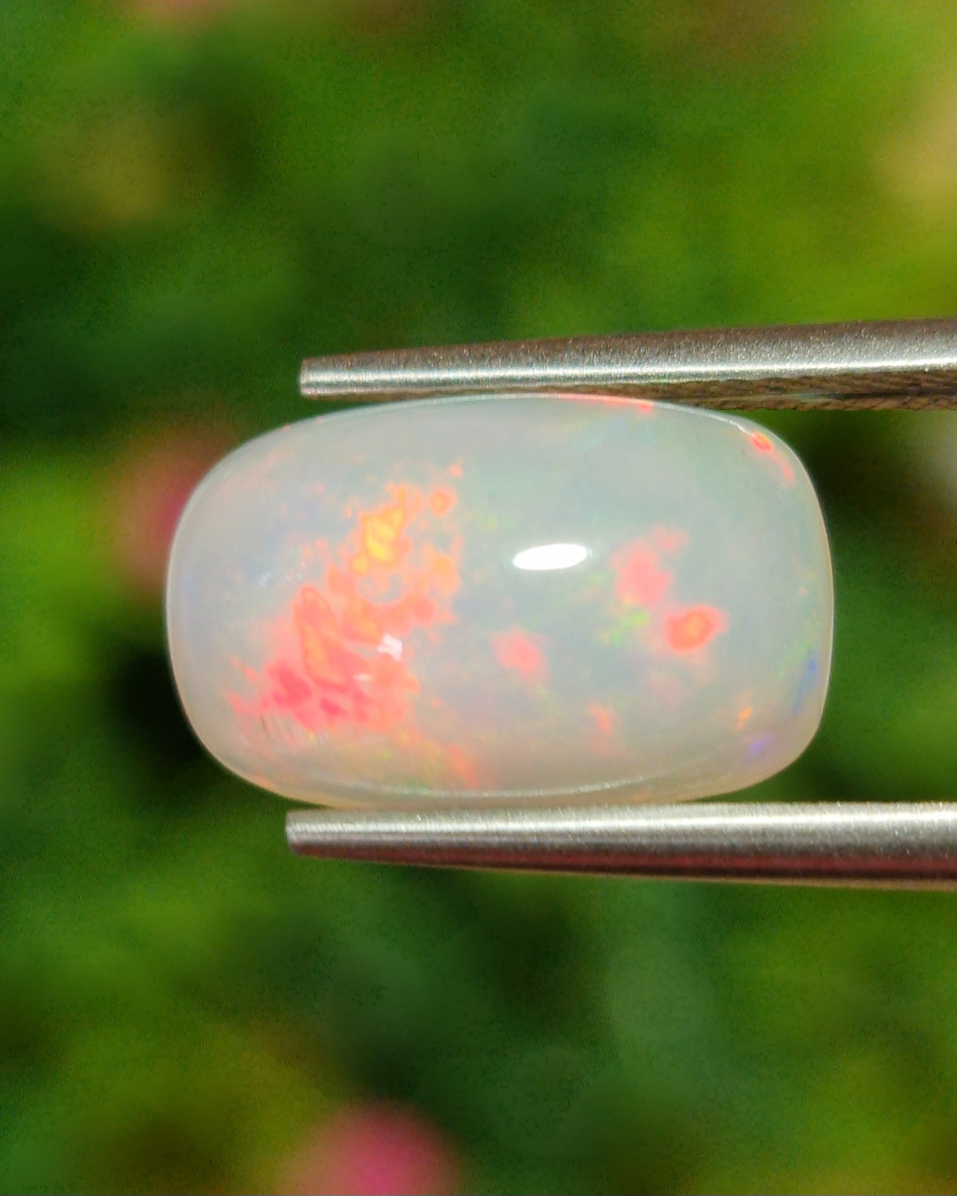 พลอย ไวท์ โอปอล White Opal 5.14 กะรัต (Cts.) พลอยแท้ อัญมณีมงคลประจําวันเกิด เครื่องประดับพลอย