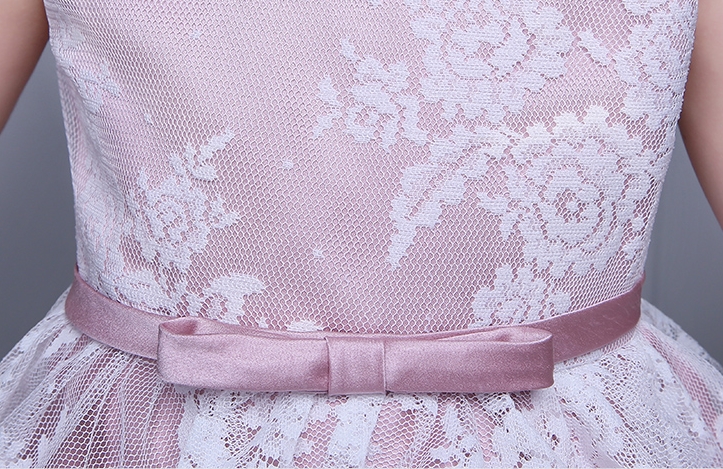 Pre-order ชุดราตรีเด็ก ชุดออกงาน ชุดกระโปรง สไตล์เจ้าหญิง แขนกุด คอวี ผ้าลูกไม้ คาดโบว์ที่เอว กระโปรงฟูฟ่อง ซิปหลัง สวยหวาน