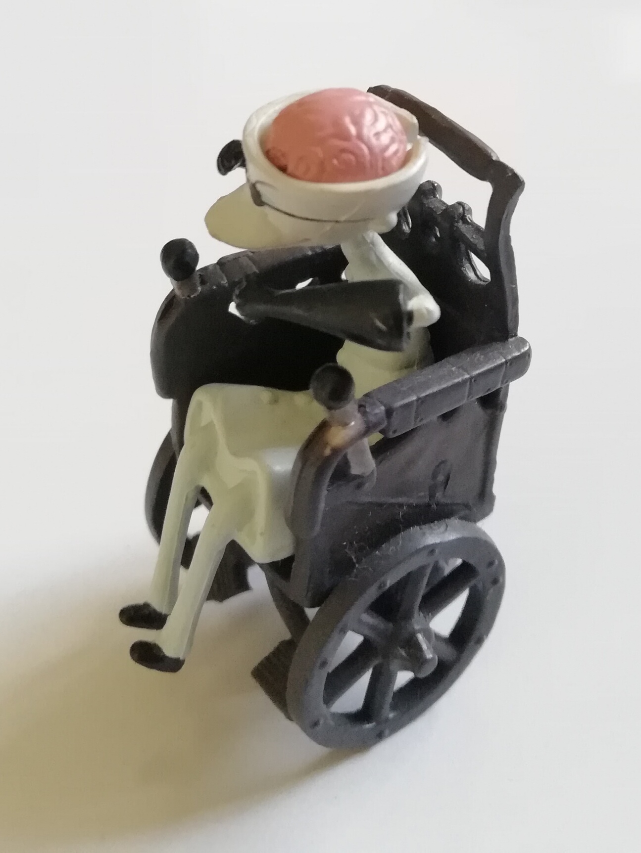 งานกาชาปอง ฟิกเกอร์ แคแรคเตอร์ จาก ไนท์แมร์ บีฟอร์ คริสมาสต์ DR. FINKELSTEIN นั่งรถเข็น ทำสีสำเร็จ