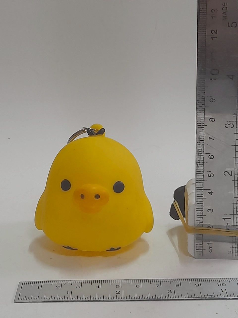 มีหลายภาพ ของสะสม พวงกุญแจเป็ด ขนาดตามภาพ