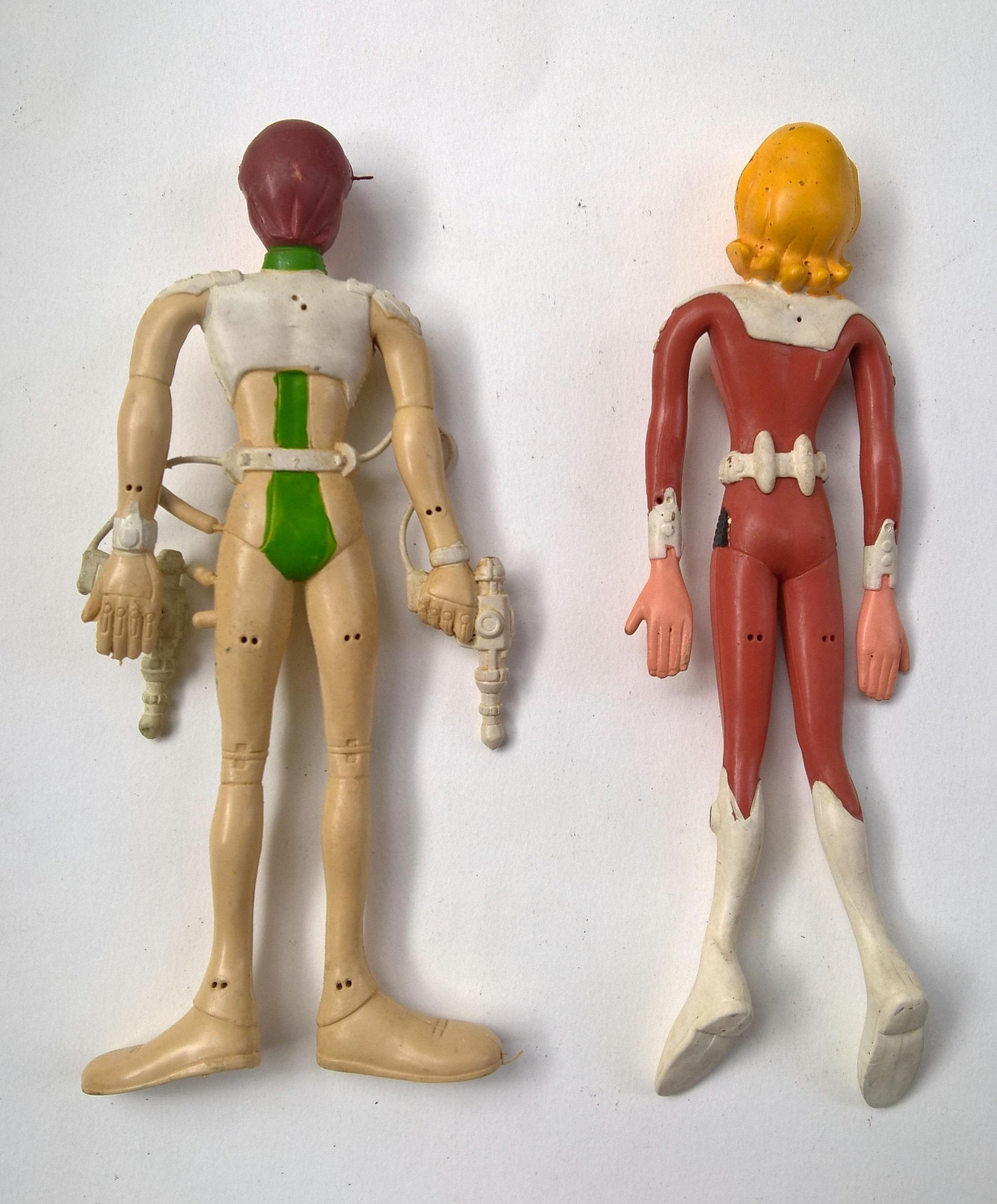 ของสะสม ตุ๊กตายางดัด ชุด กัปตันฟิวเจอร์ 2 ตัว :กับตันฟิวเจอร์ (captain Future) และ โจน เรนเดล (Joan Randall) ขนาตามภาพ