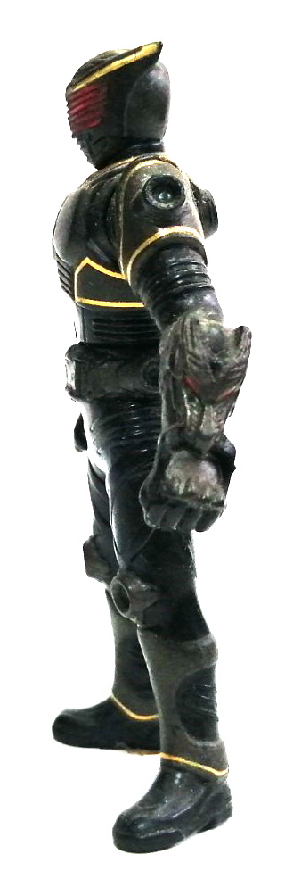 ซอฟขนาดเล็ก ไรเดอร์ริวงะ Masked Rider Ryuga ไรเดอร์ตัวร้ายจากคาเมนไรเดอร์ริวคิ Ryuki เป็นซอฟของ.Bandai ปี2002 ขนาดเล็กสูงราว10ซม.ขยับแขนและลำตัวได้ สภาพเก่าเก็บสะสม