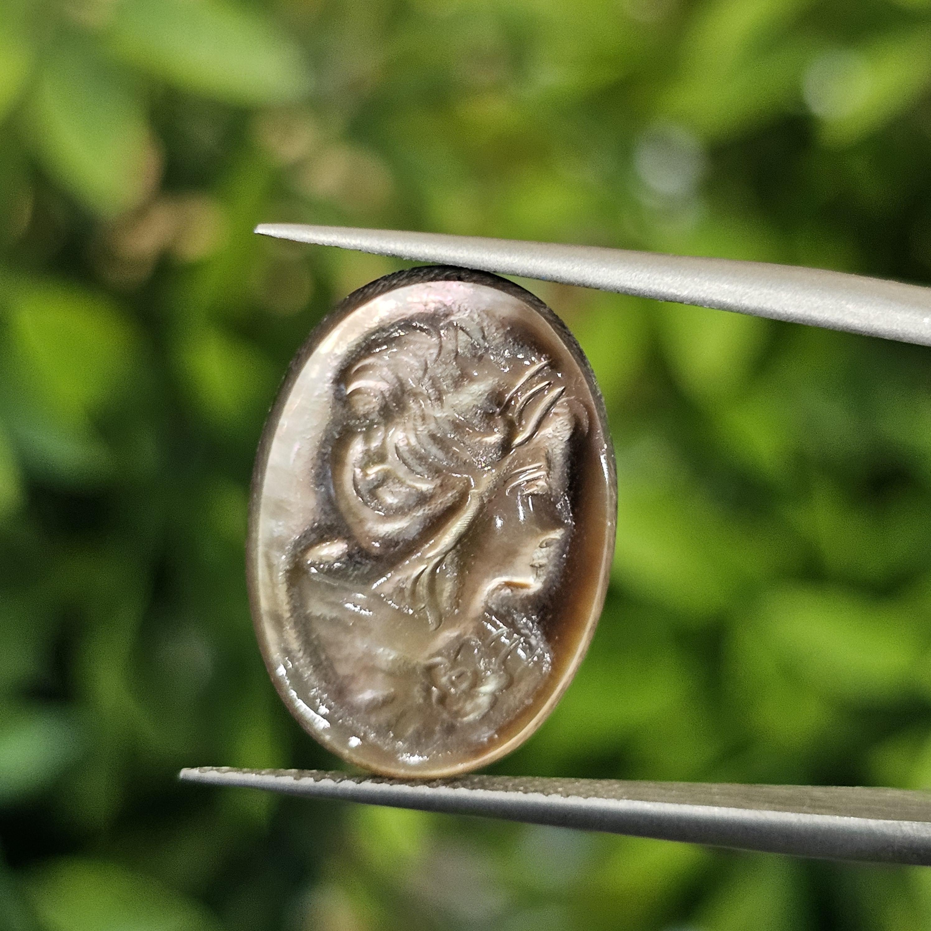 เปลือกหอยมุก แกะสลัก Pearl Shell Carved 3.38 กะรัต (Cts.)