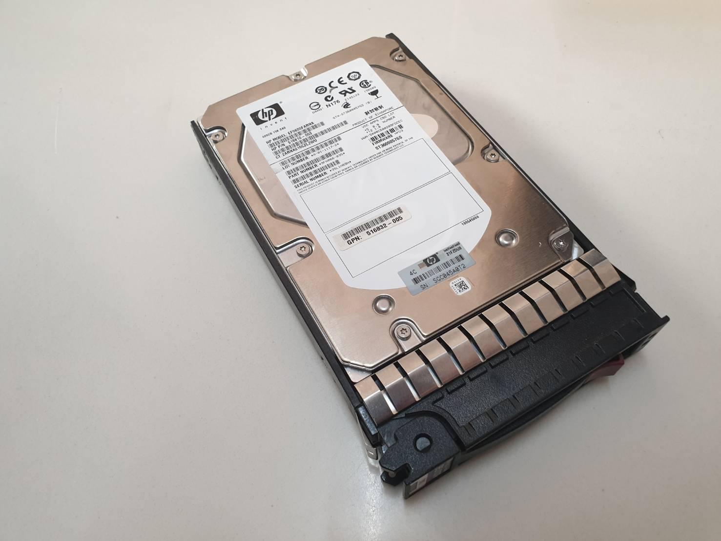 HP SAS 600 GB 15k 516810-003 with Tray