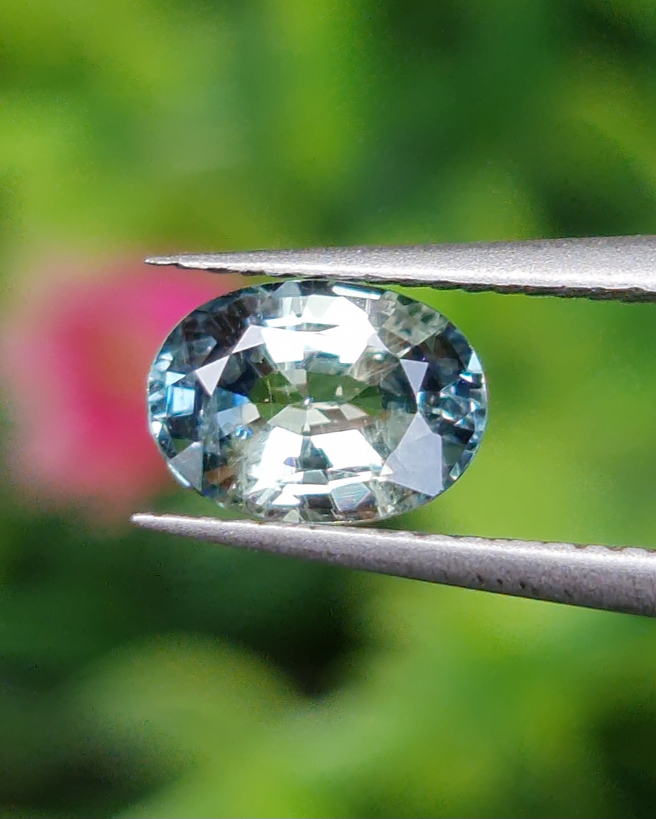 พลอย แซฟไฟร์ 2 สี Bi Color Sapphire 0.91 กะรัต (Cts.) พลอยแท้ อัญมณีมงคลประจําวันเกิด เครื่องประดับพลอย