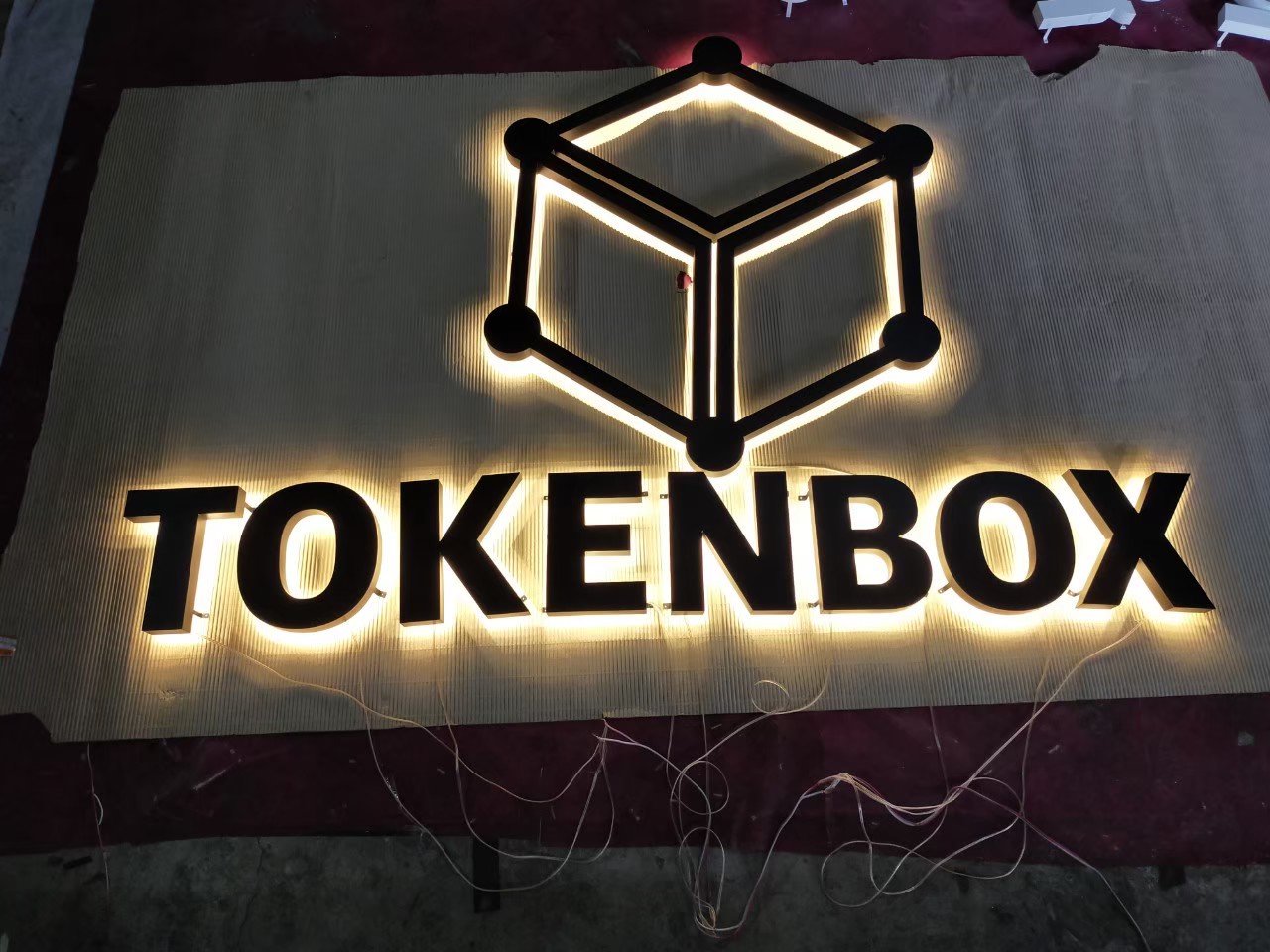 ป้ายไฟออกหลัง