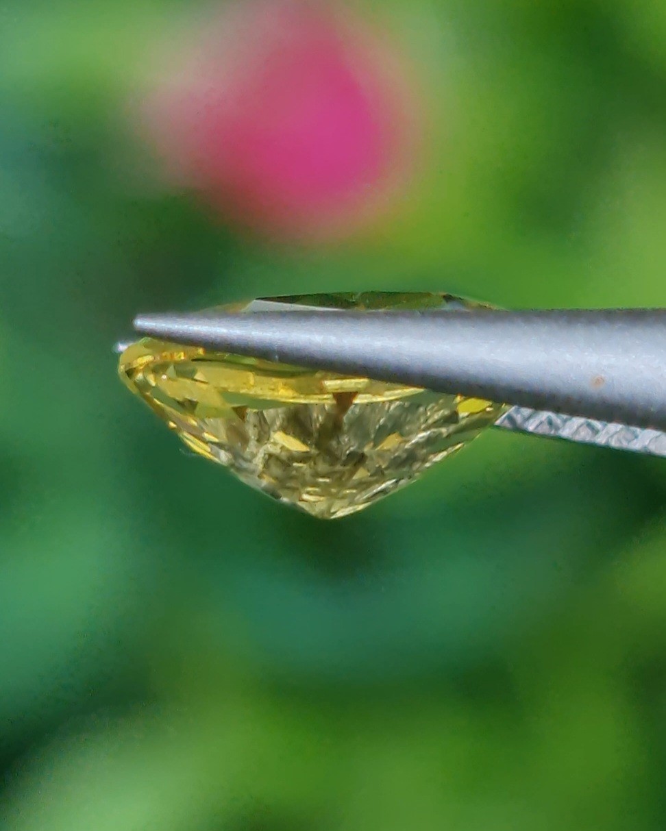 พลอย คริโซเบริล (Chrysoberyl) 1.23 กะรัต (Cts.) พลอยแท้ อัญมณีมงคลประจําวันเกิด เครื่องประดับพลอย