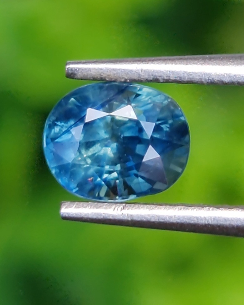 พลอย ไพลิน blue sapphire 1.06 กะรัต (Cts.) ดิบ unheated พลอยแท้ อัญมณีมงคลประจําวันเกิด เครื่องประดับพลอย