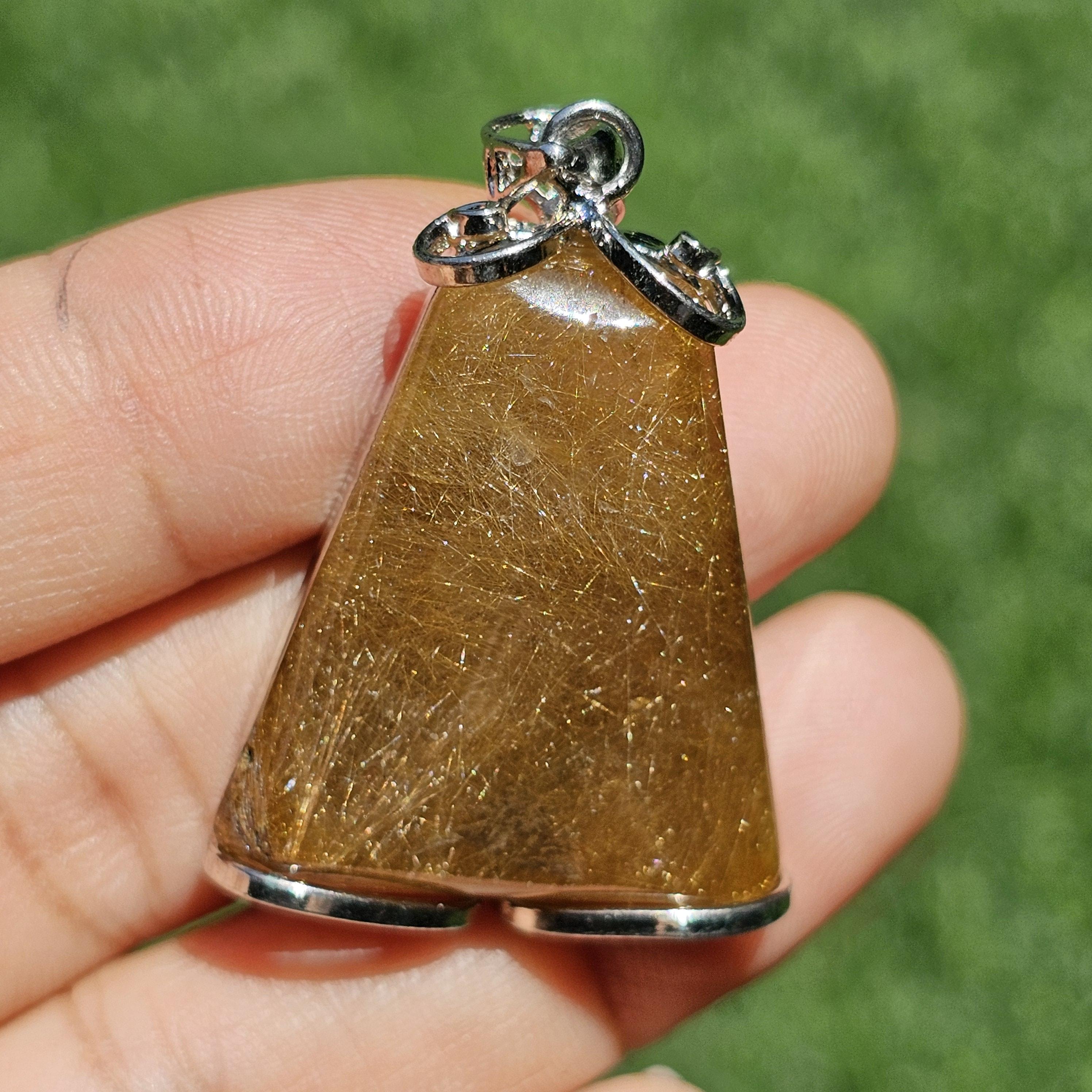 จี้ไหมทอง (Golden Rutilated Quartz) 74.25 กะรัต Cts. พลอยแท้ อัญมณีมงคลประจําวันเกิด เครื่องประดับพลอย