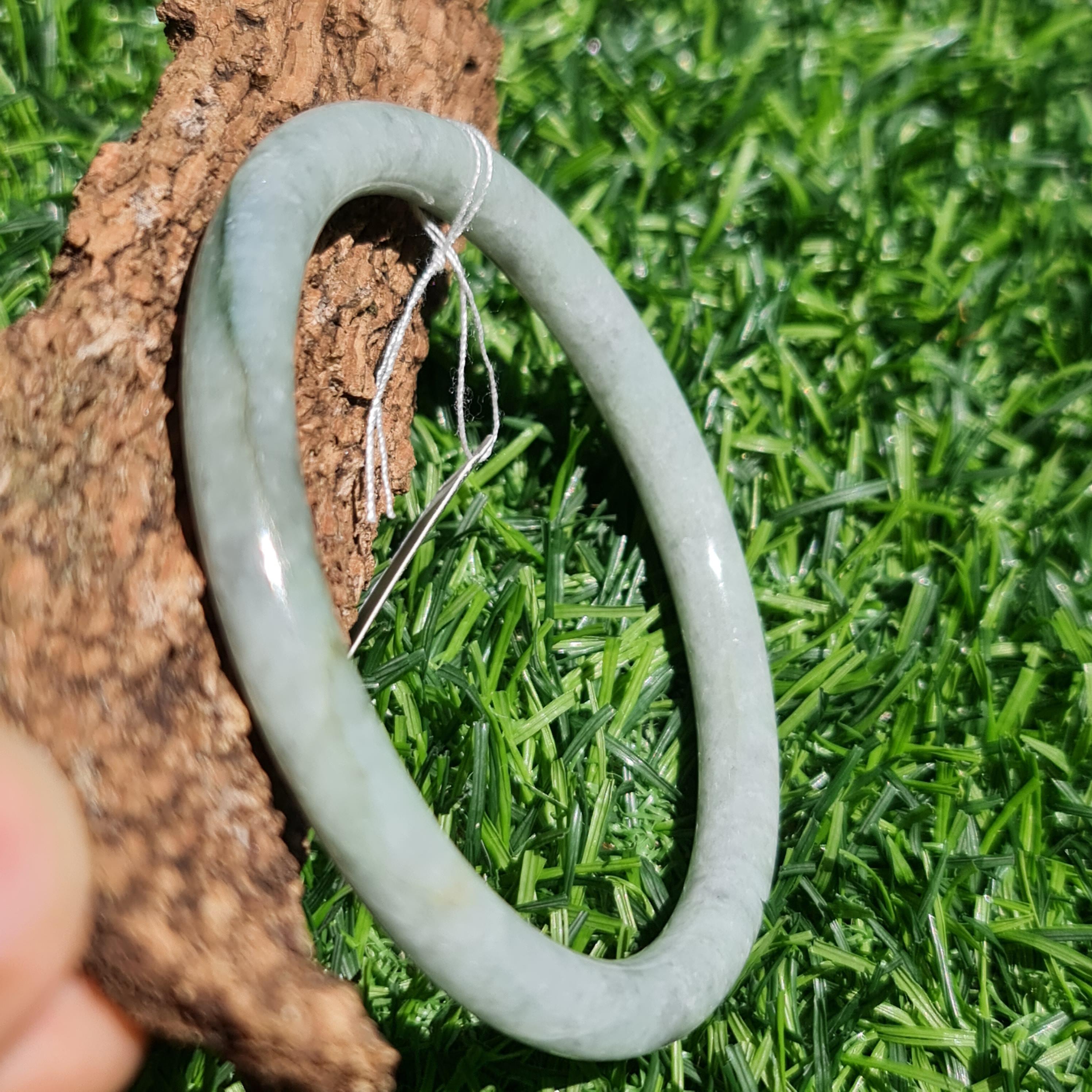 JB6711181 หยก พม่า แท้ Jade กำไลหยก 61.3 มม. (Jadeite bracelet) พม่า (Myanmar)