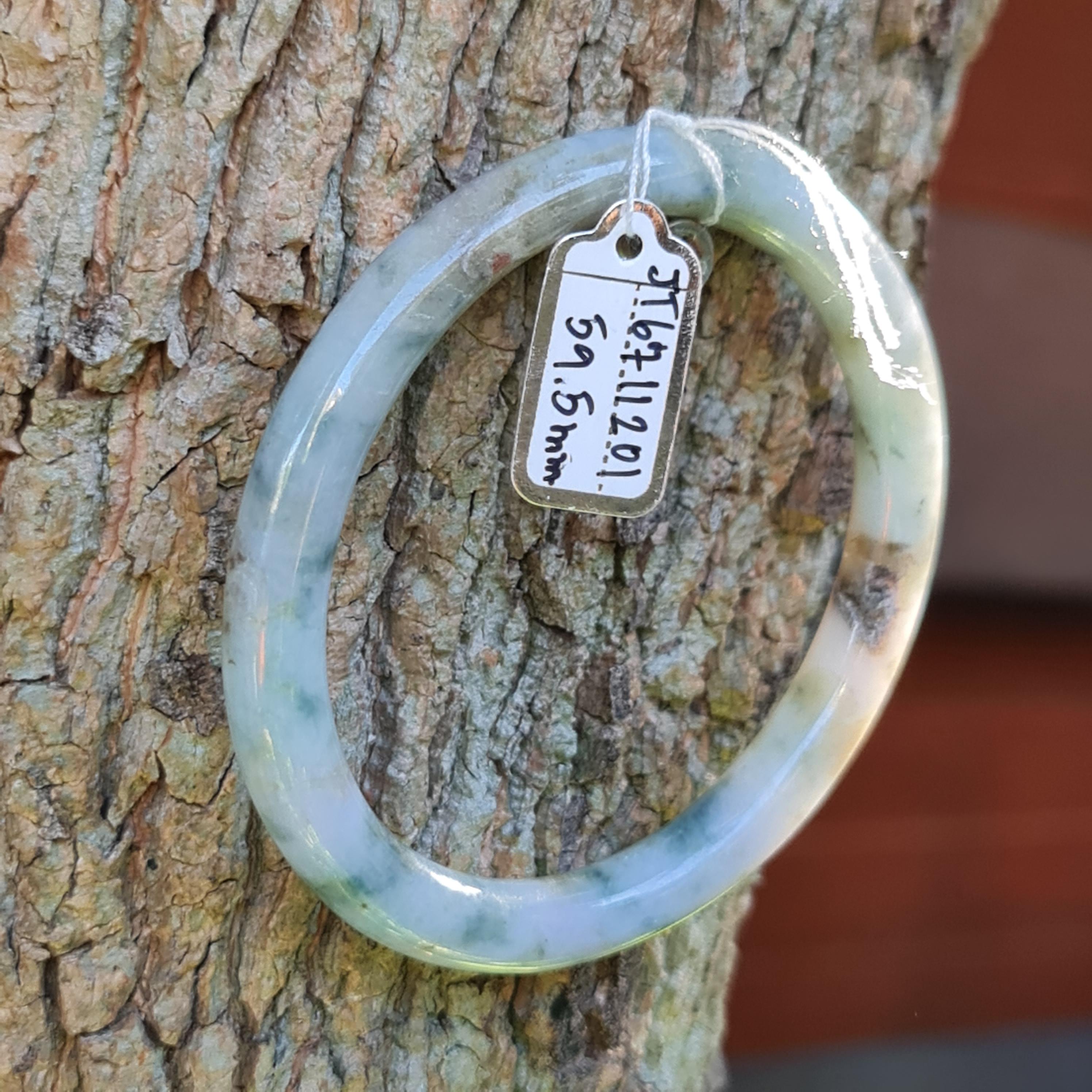 JB6711201 หยก พม่า แท้ Jade กำไลหยก 59.5 มม. (Jadeite bracelet) พม่า (Myanmar)