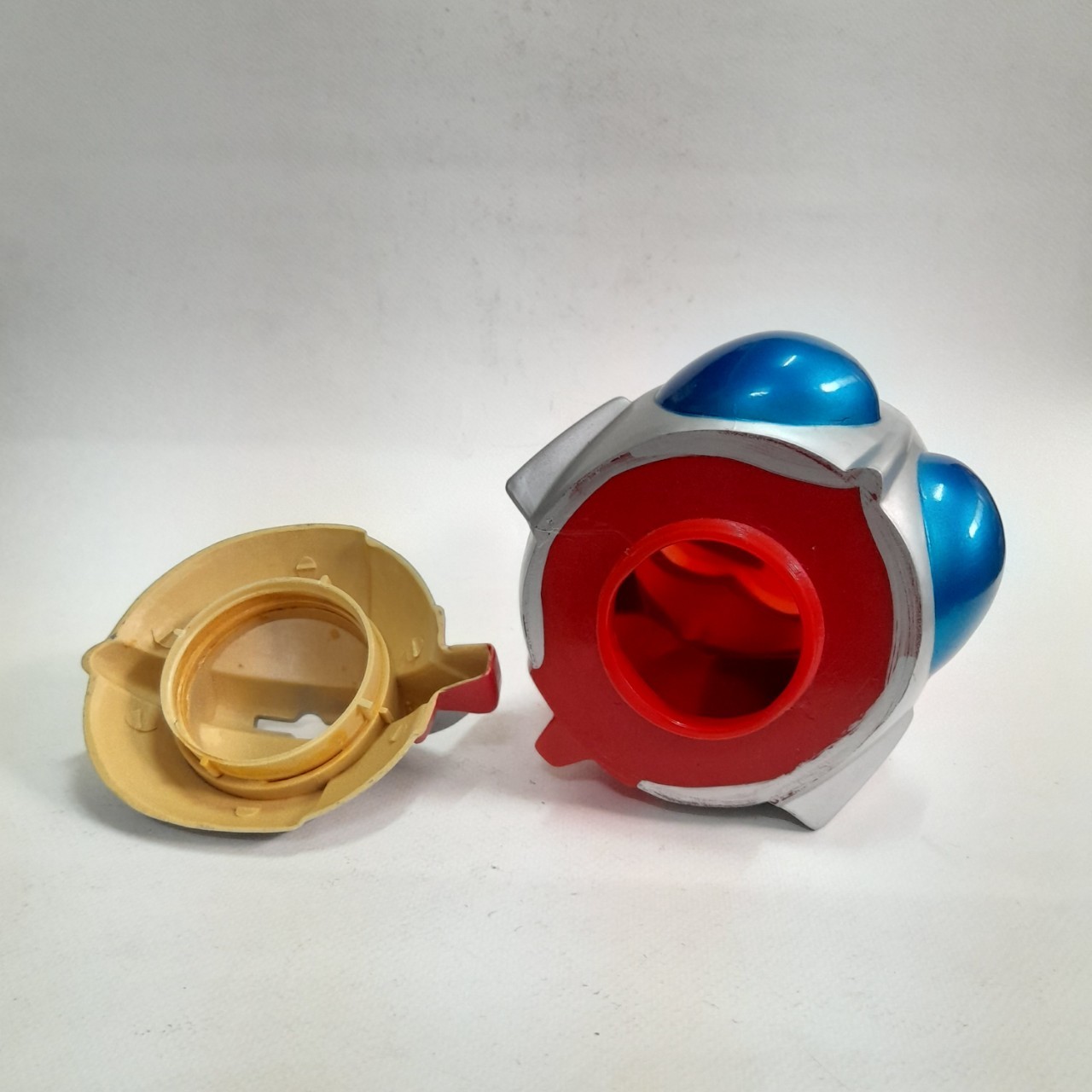 มีหลายภาพ,กระปุกออมสิน อุลตร้าแมนมิลเลนเนียม Ulraman Millenium ,Apext เปิดฝาได้ ของเอเพกซ์ทอยส์ ลิขสิทธิ์แท้ ไชโยฯ ขนาดตามรูป มือสองสภาพดี มีรอยบ้างงานสะสมเก่าเก็บ