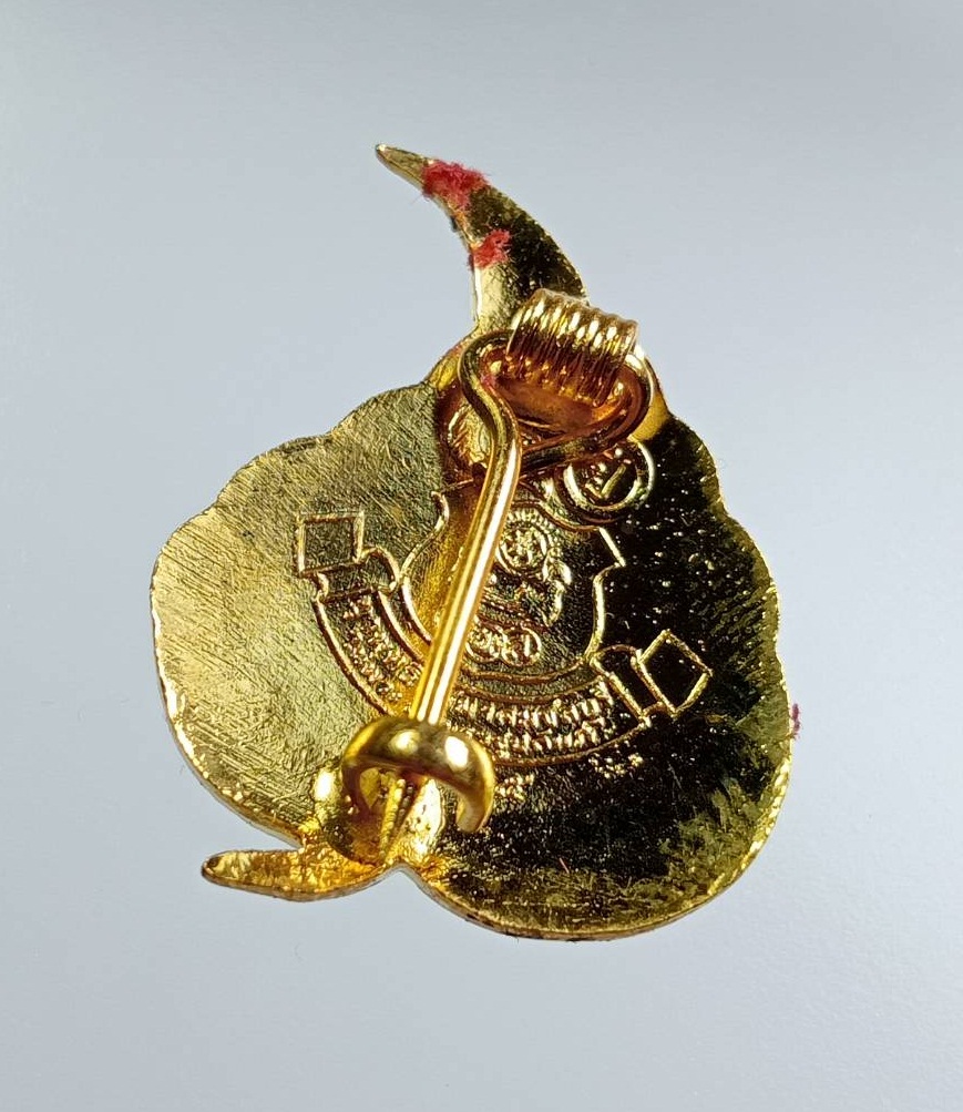 ก870 เข็มกลัดลงยา งานเทียนพรรษา ยุวพุทธิกสมาคมชลบุรี ปี2546