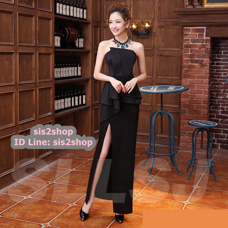 พร้อมส่ง ชุดราตรียาว เกาะอก สีดำ จับเดรปช่วงอก กระโปรงผ่าข้าง ทรงสวยหรู มีซิปหลัง