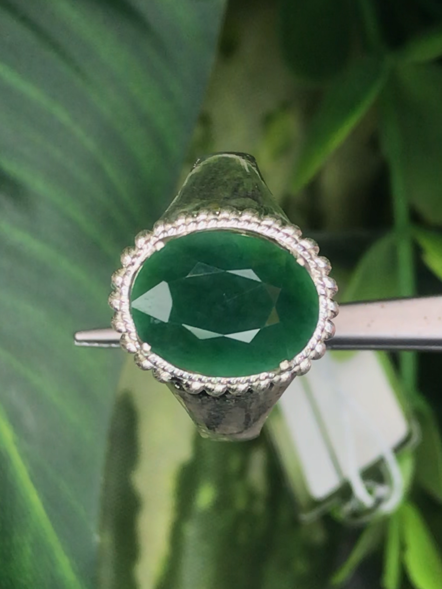 หยก พม่า แท้ Jade แหวนหยก 翡翠戒指 (Jadeite ring) ดิบ (Size) 58 ไม่ผ่านการปรับปรุง (Type A) พม่า (Myanmar)