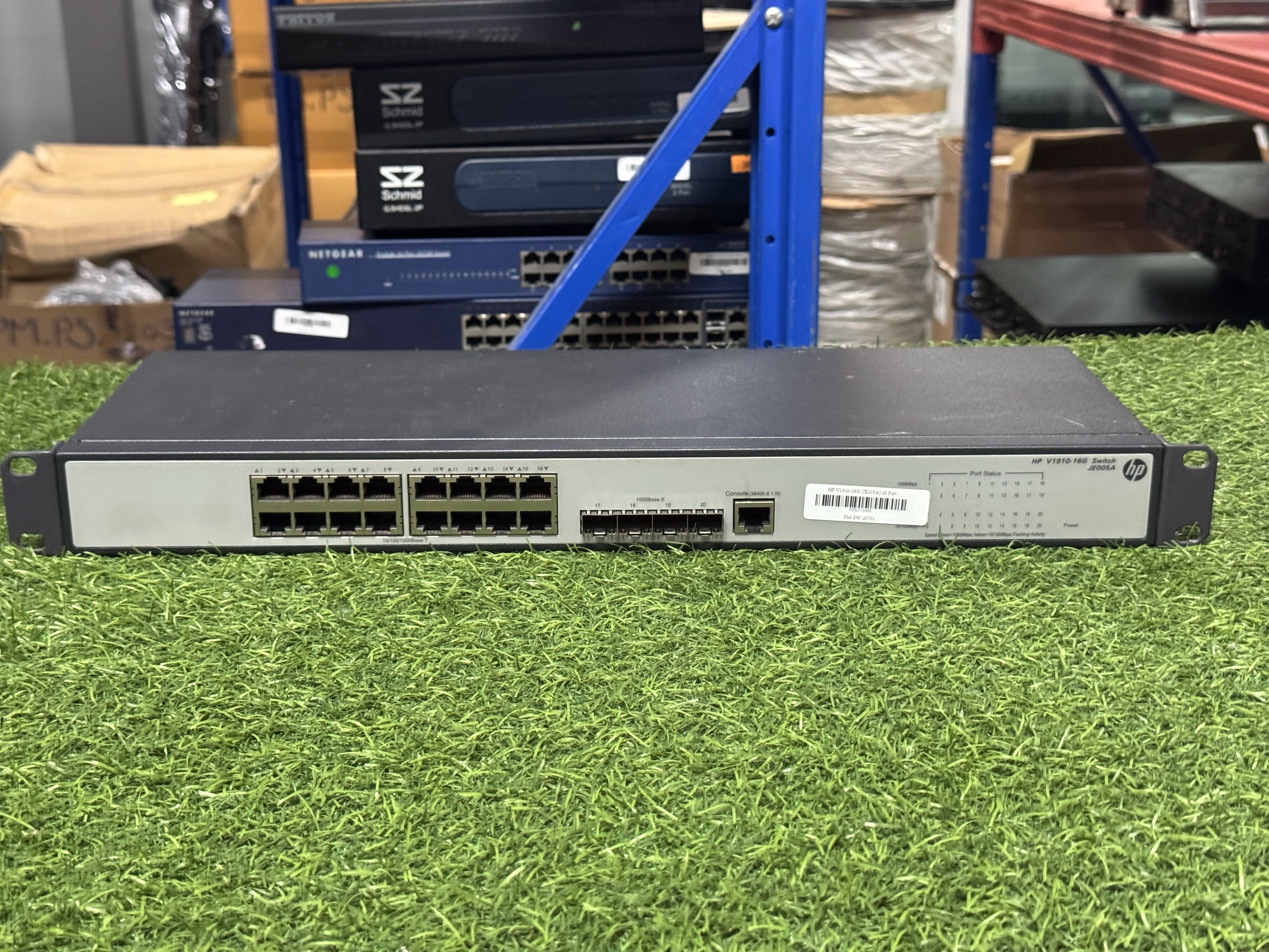 Switch HP V1910-16G (JE005A) 20 Port
