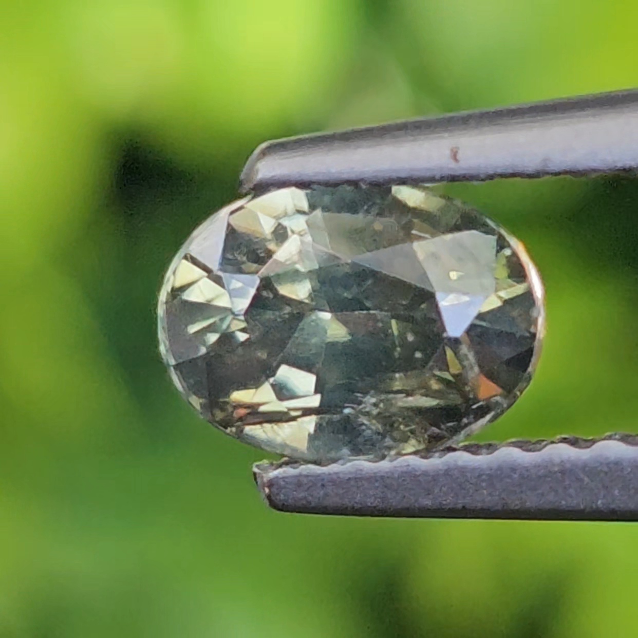 พลอย เพทาย Natural Zircon 1.04 กะรัต (Cts.) ดิบ พลอยแท้อัญมณีมงคล ประจําวันเกิด เครื่องประดับพลอย