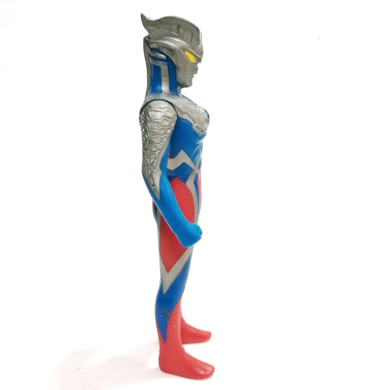 ซอฟ7นิ้ว (ขนาดประมาณ 6.5นิ้ว) อุลตร้าแมนซีโร่ อุลตร้าแมนเซโร่ Ultraman Zero สภาพดี มีรอยบ้าง** มีตำหนิตามภาพ