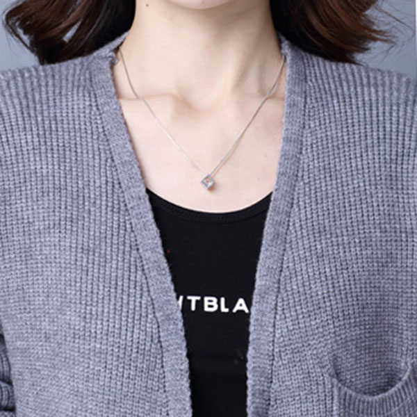 เสื้อคลุมกันหนาวตัวยาว ผ้าไหมพรมกึ่งวูลหนานุ่ม แต่งกระเป๋าคู่ (11657B)