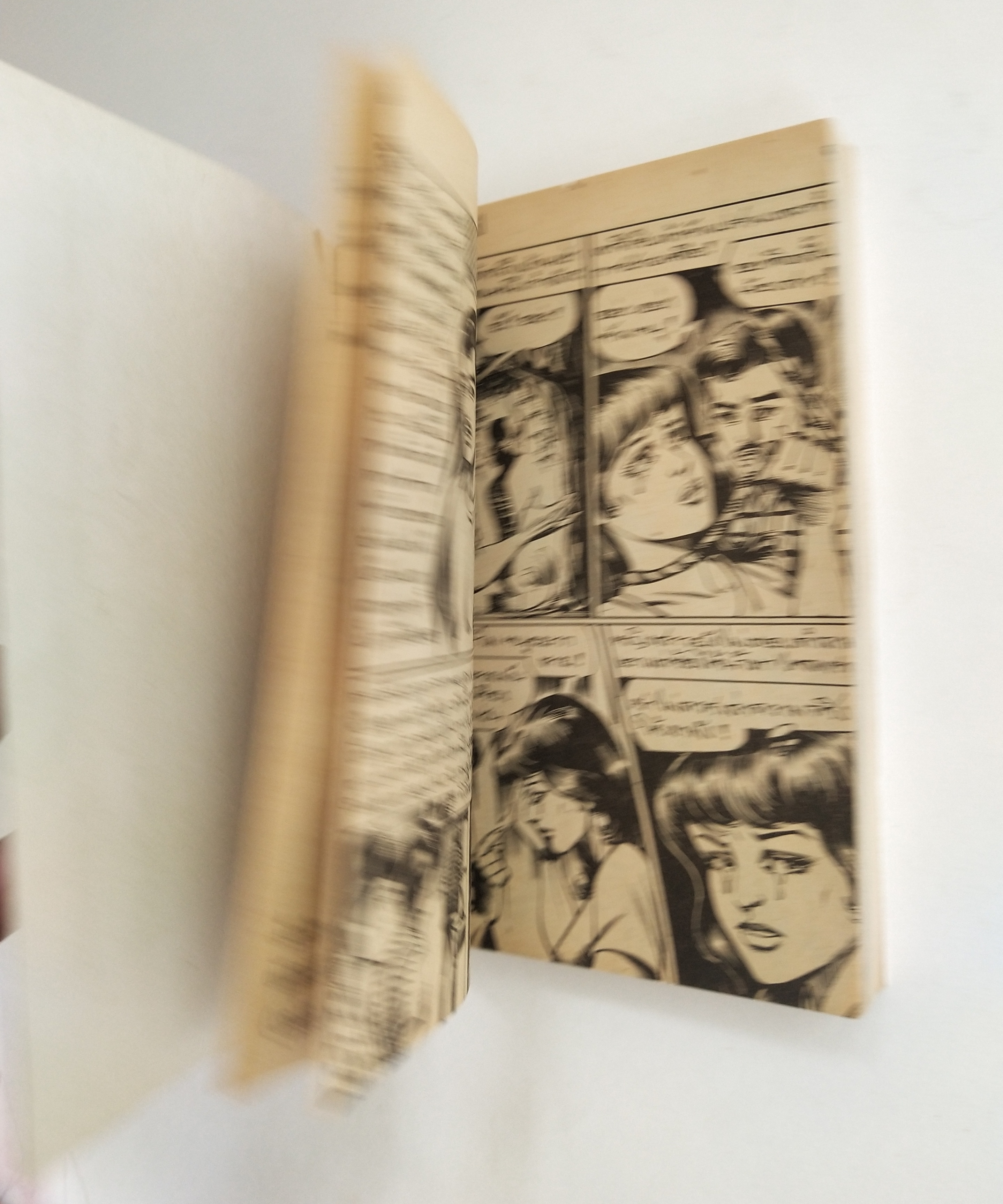 มีหลายภาพ หนังสือการ์ตูนไทยเก่า **มีตำหนิบ้าง ผีแม่เลี้ยง เล่มเดียวจบ โดย ชาตรี สังวรศิลป์ สำเนา