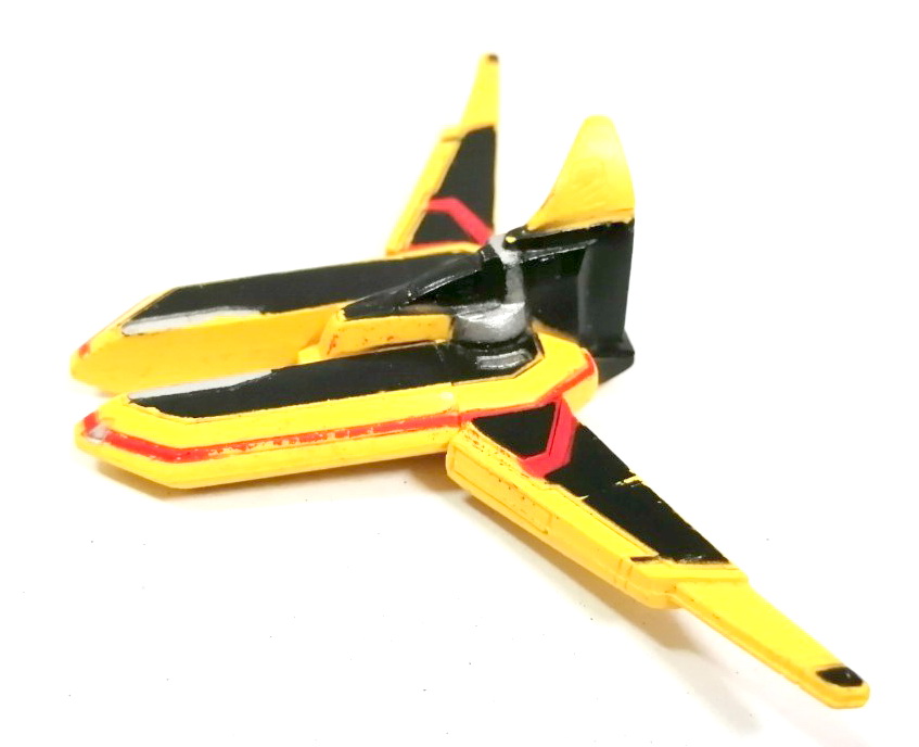 ของเล่น ของสะสม ชุด กาชาปอง ยานประจำหน่วยอุลตร้าแมน มียาน guts wing 1 และ 2, guts wing EX J ขนาดยาน 8ซม. สภาพเก่าเก็บ