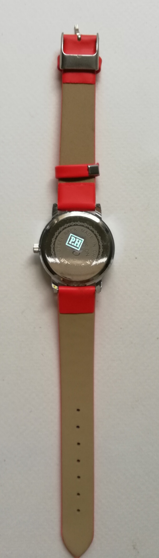 นาฬิกาข้อมือสำหรับสะสม หน้าปัดเป็นหน้าหทีแก้มชมพู ไม่สามารถใช้งานเป็นนาฬิกาได้ collectible watch, doesn't work, Only for collection